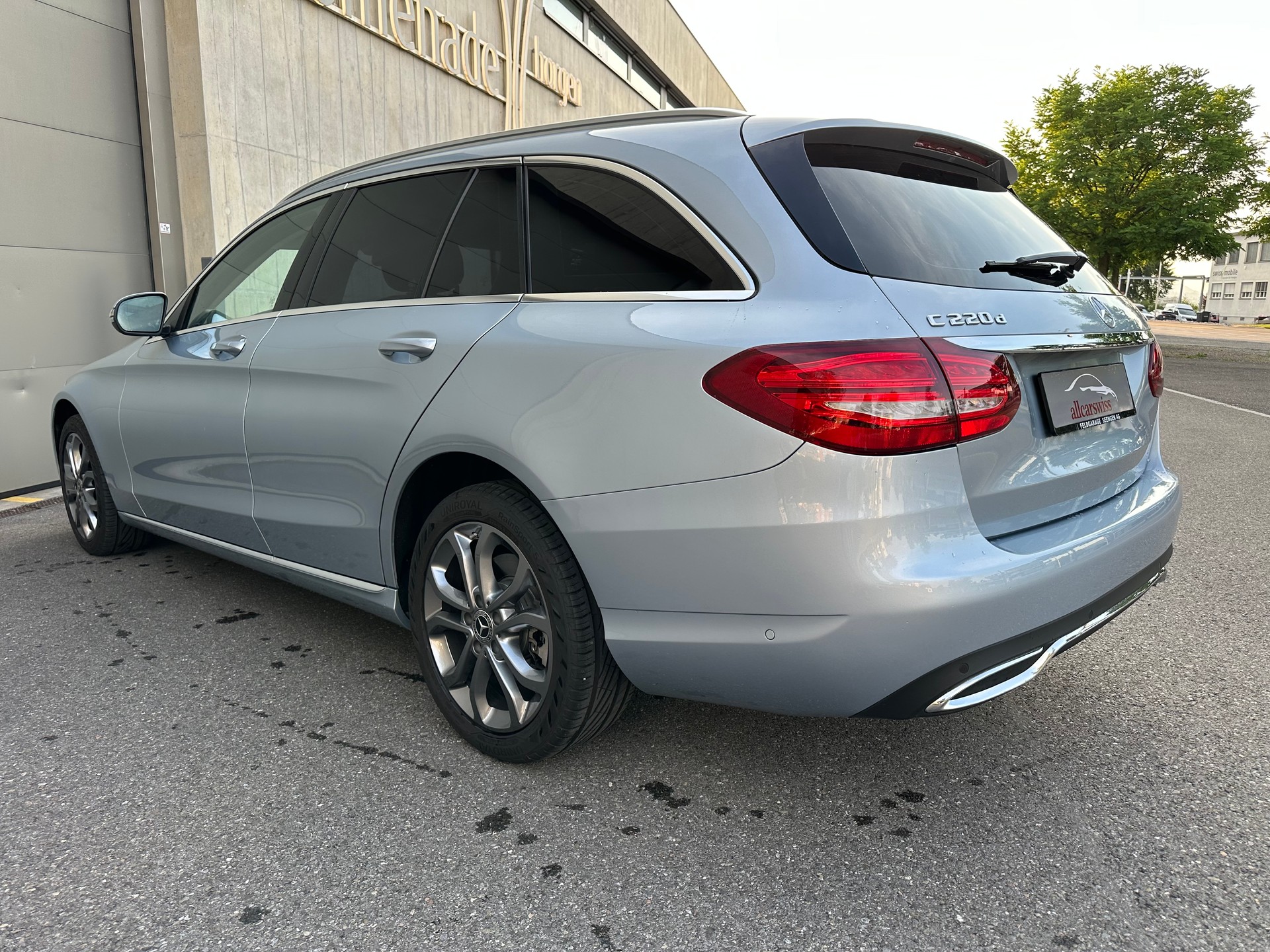 MERCEDES-BENZ C 220 d Avantgarde 4Matic 9G-Tronic-image-8