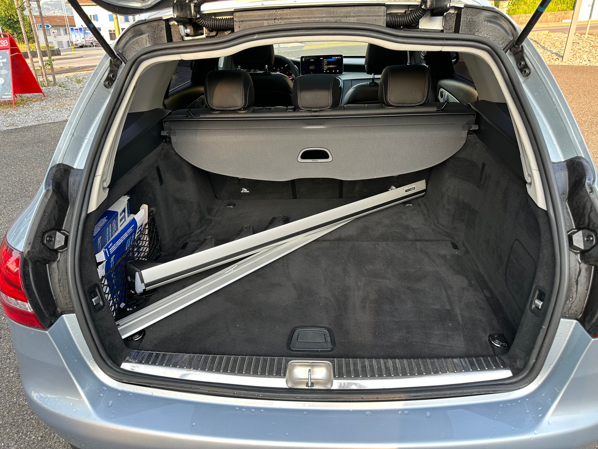 MERCEDES-BENZ C 220 d Avantgarde 4Matic 9G-Tronic-image-17