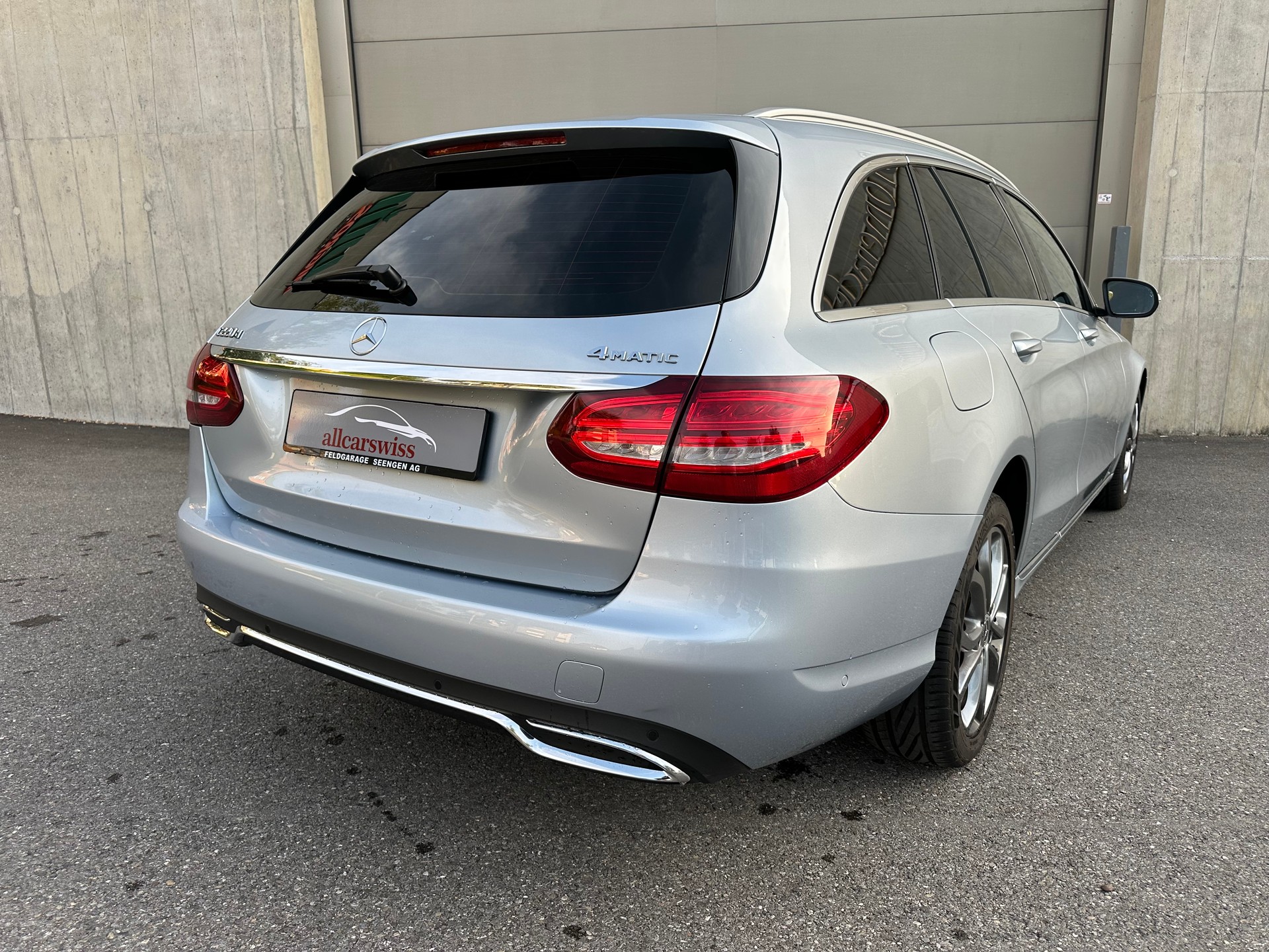 MERCEDES-BENZ C 220 d Avantgarde 4Matic 9G-Tronic-image-4