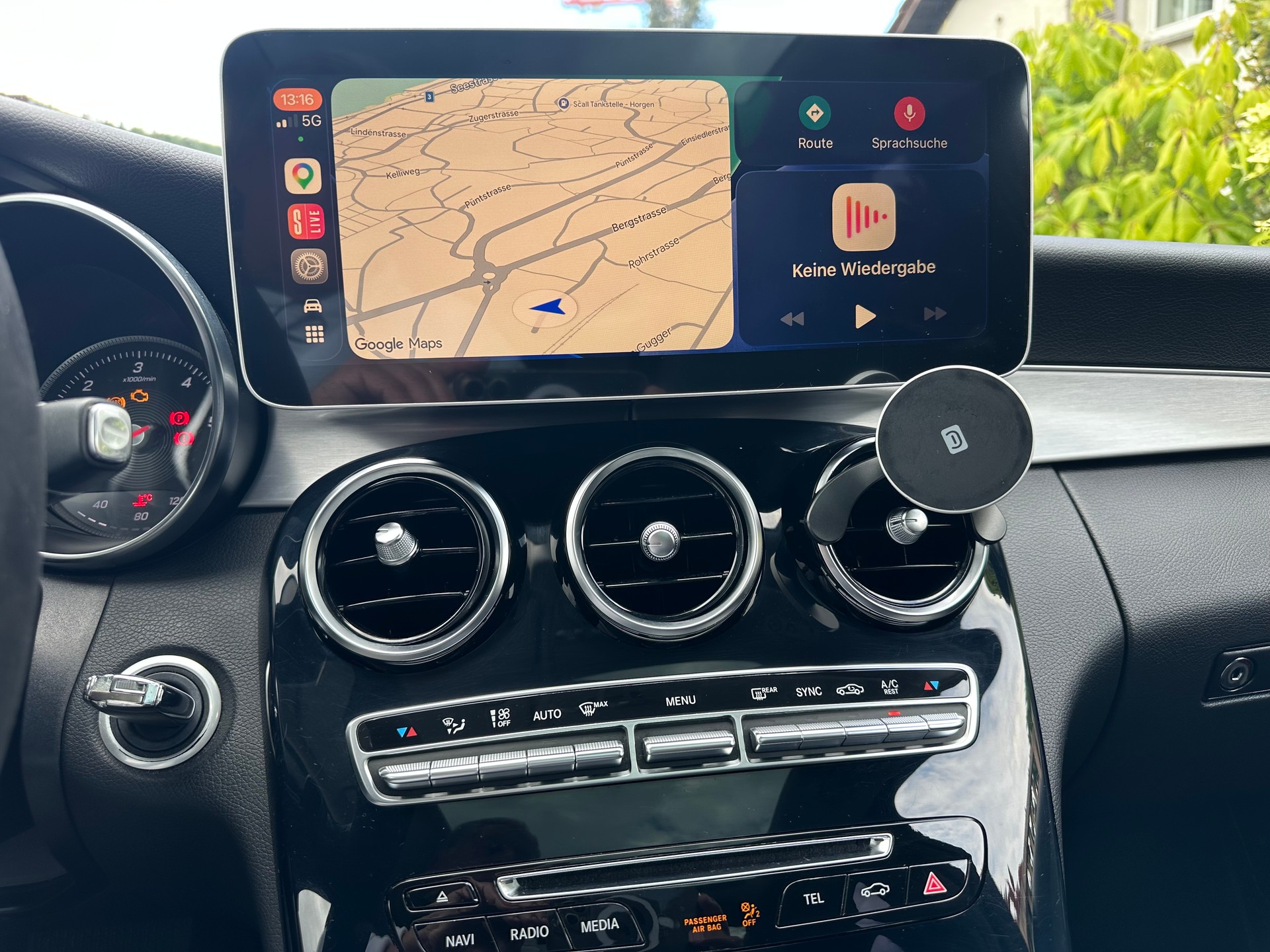 MERCEDES-BENZ C 220 d Avantgarde 4Matic 9G-Tronic-image-28