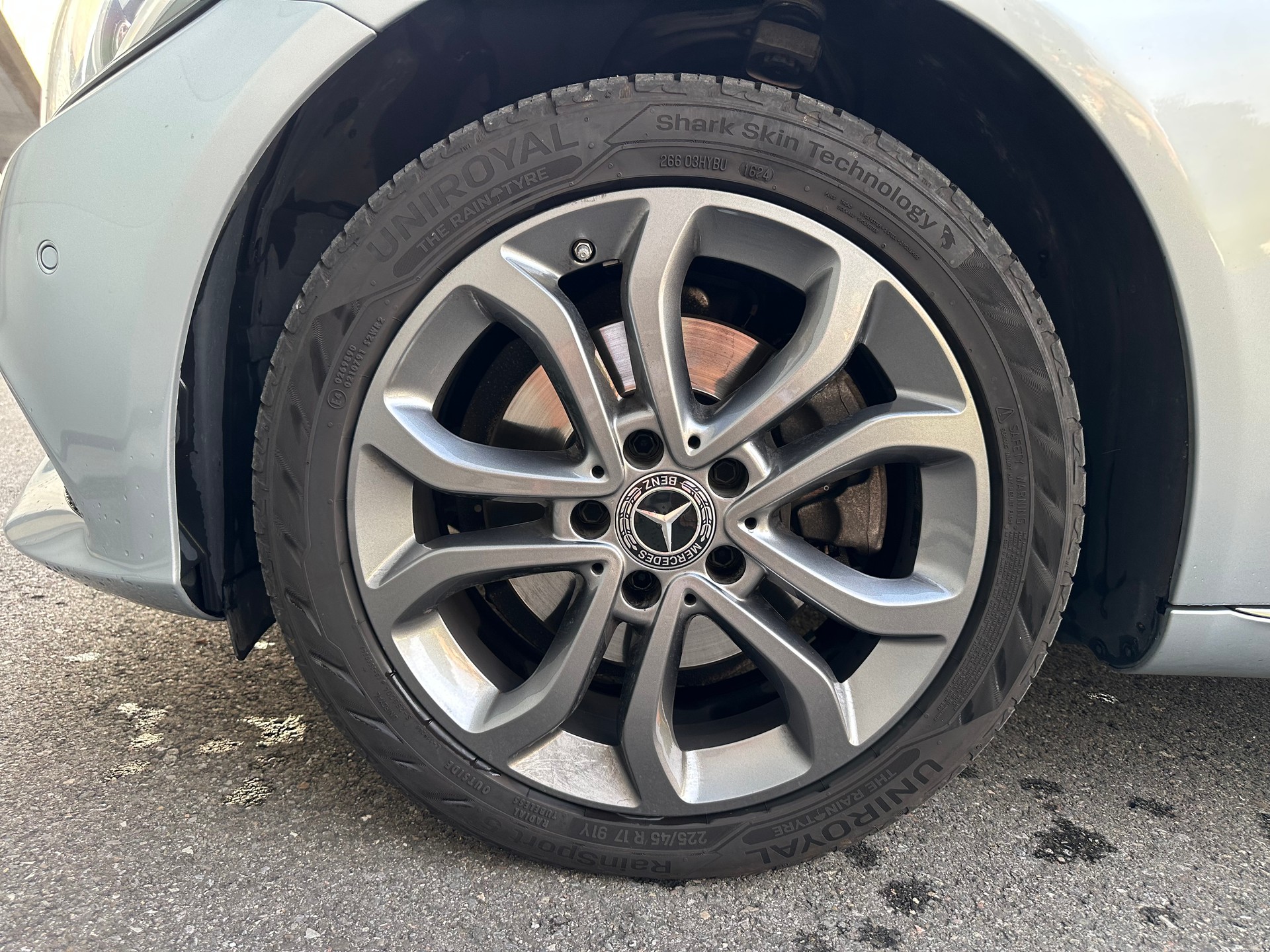 MERCEDES-BENZ C 220 d Avantgarde 4Matic 9G-Tronic-image-11