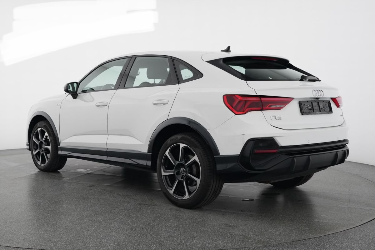 AUDI Q3 SPORTBACK 40 TDI S LINE BLACK QUATTRO S-TRONIC l 190 PS-image-2
