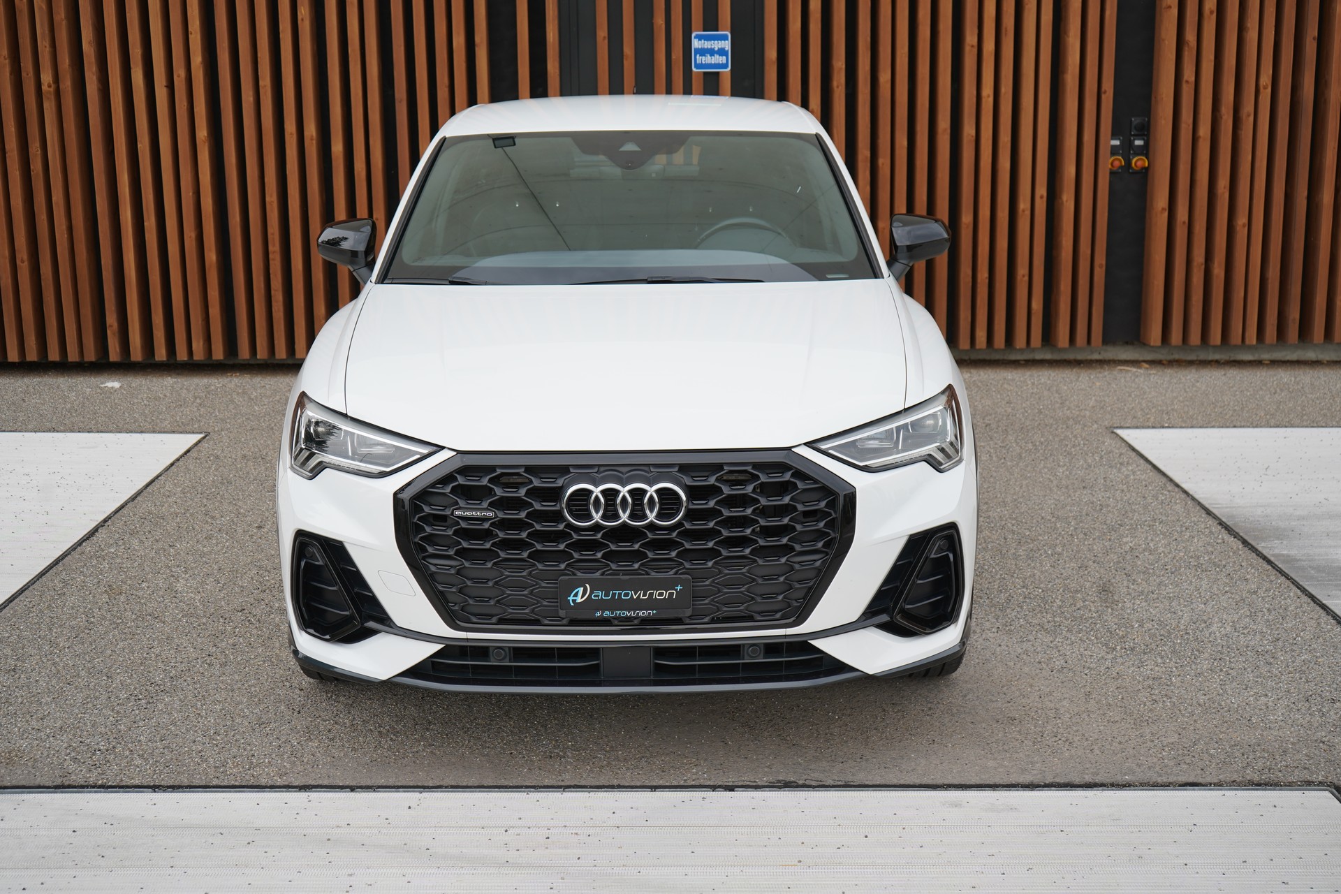 AUDI Q3 SPORTBACK 40 TDI S LINE BLACK QUATTRO S-TRONIC l 190 PS-image-9