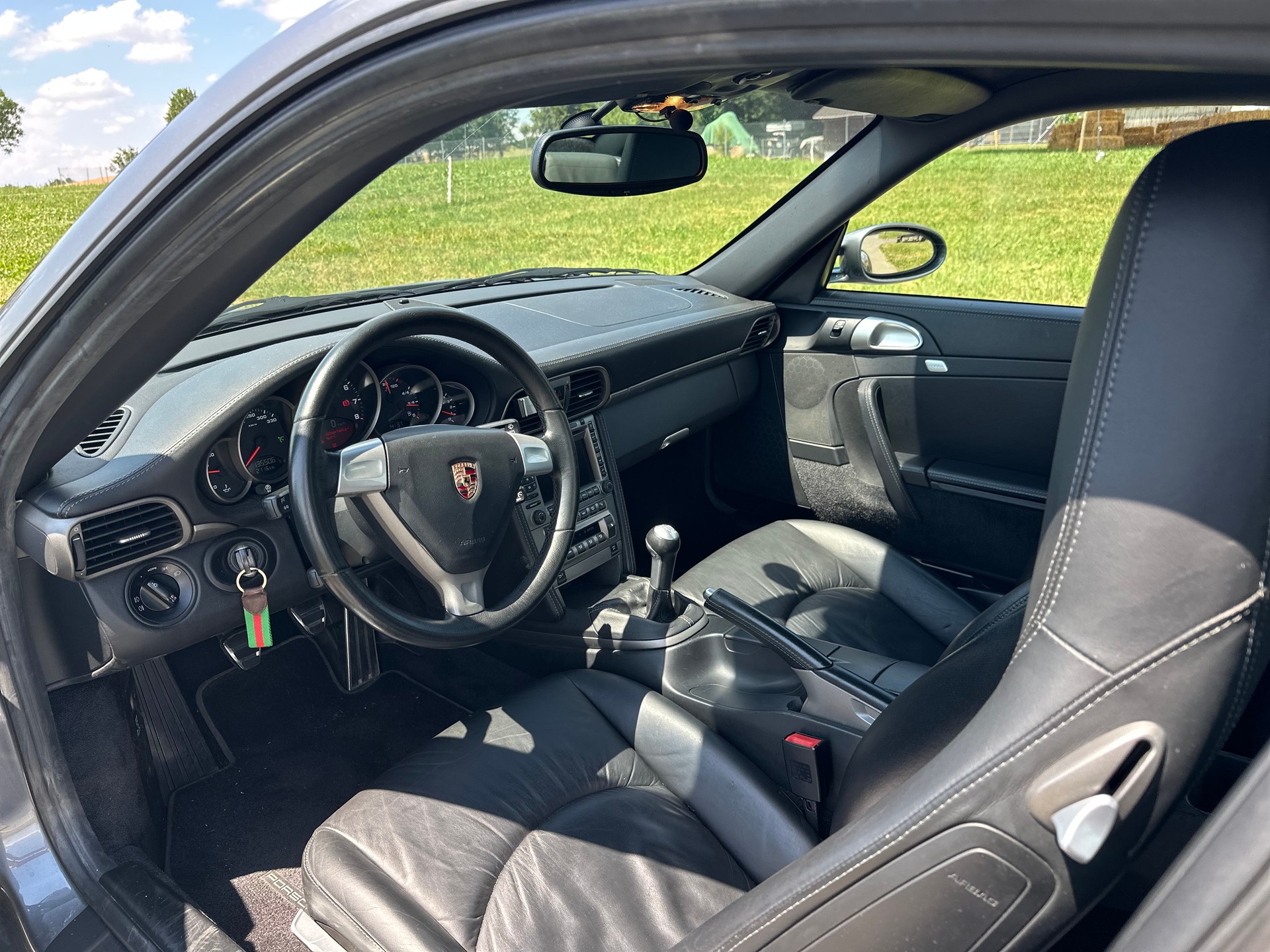 PORSCHE 3.6 Carrera 4-image-5