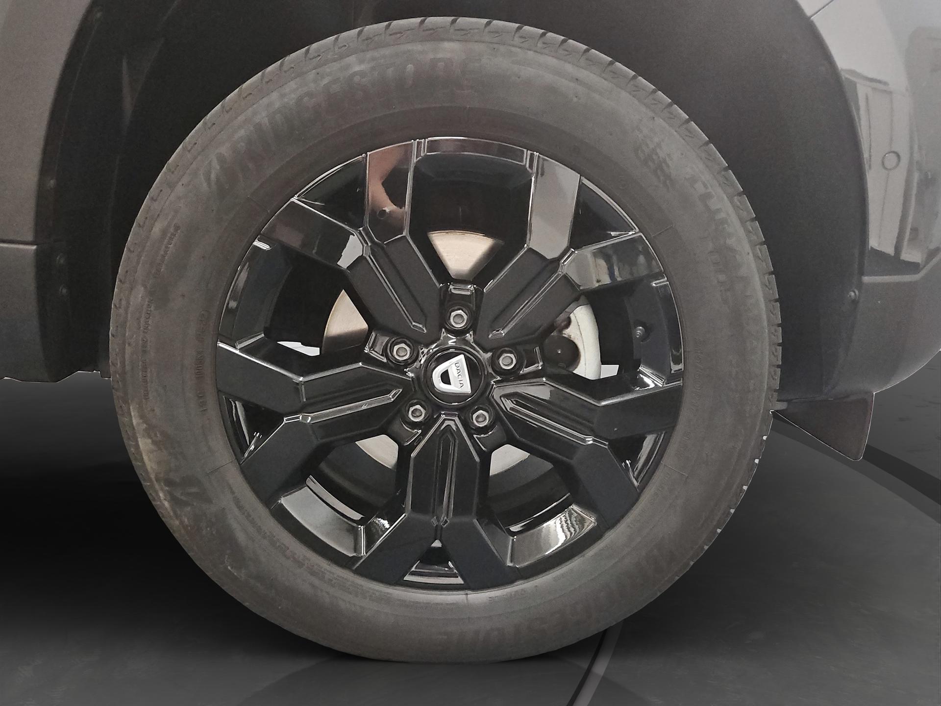 DACIA Duster TCe 150 Extreme EDC 4x2-image-17
