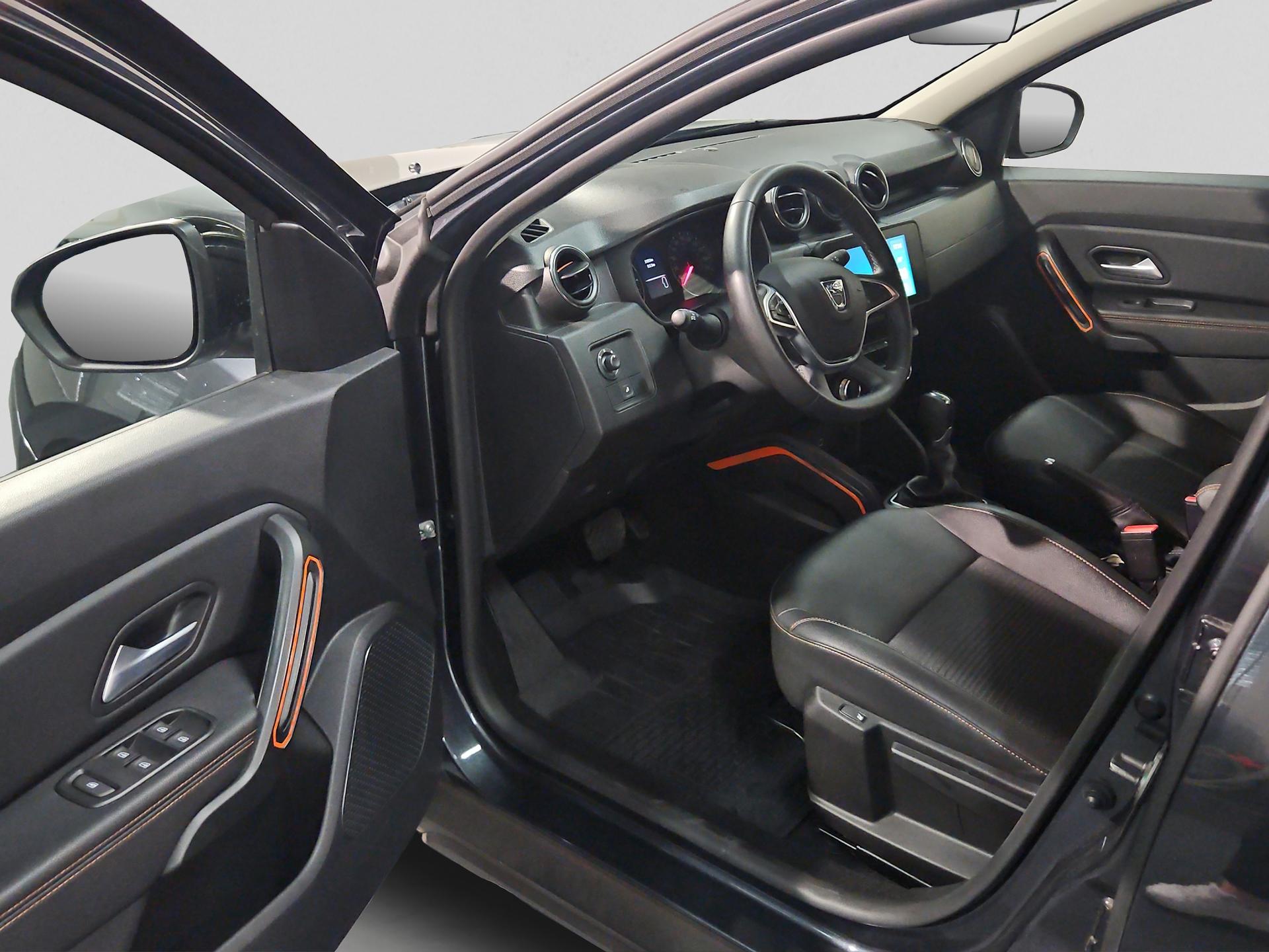 DACIA Duster TCe 150 Extreme EDC 4x2-image-21