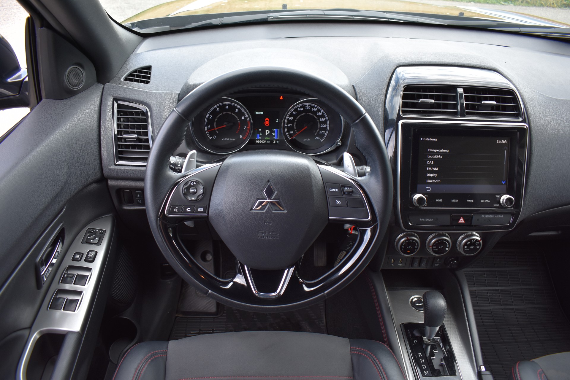 MITSUBISHI ASX 2.0 MIVEC Style 4WD Automat-image-9