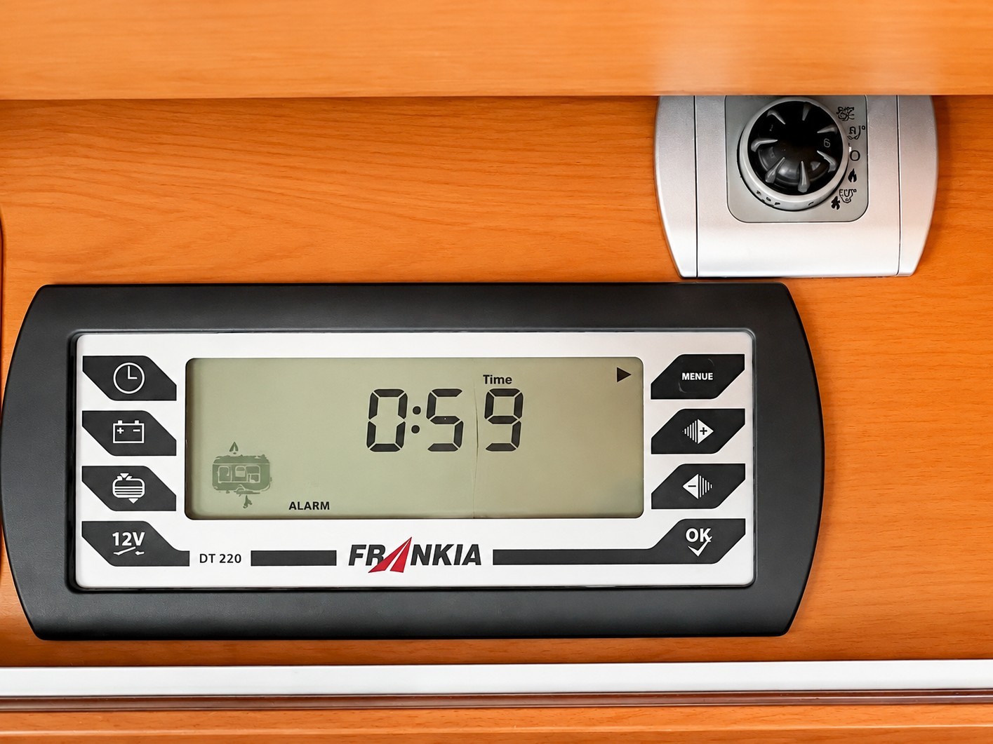 FRANKIA Mercedes-Benz Frankia T6400 FD-image-16