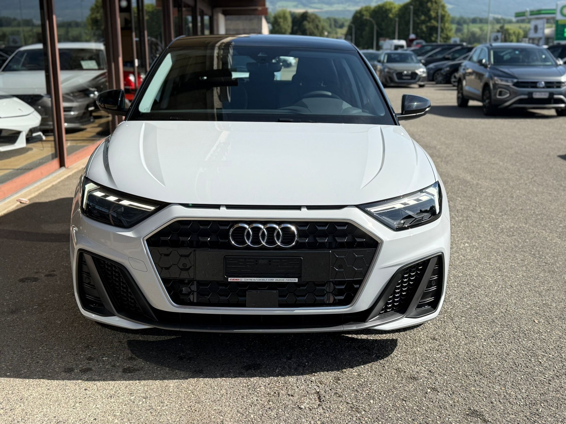 AUDI A1 Sportback 30 TFSI S Line S-tronic-image-2