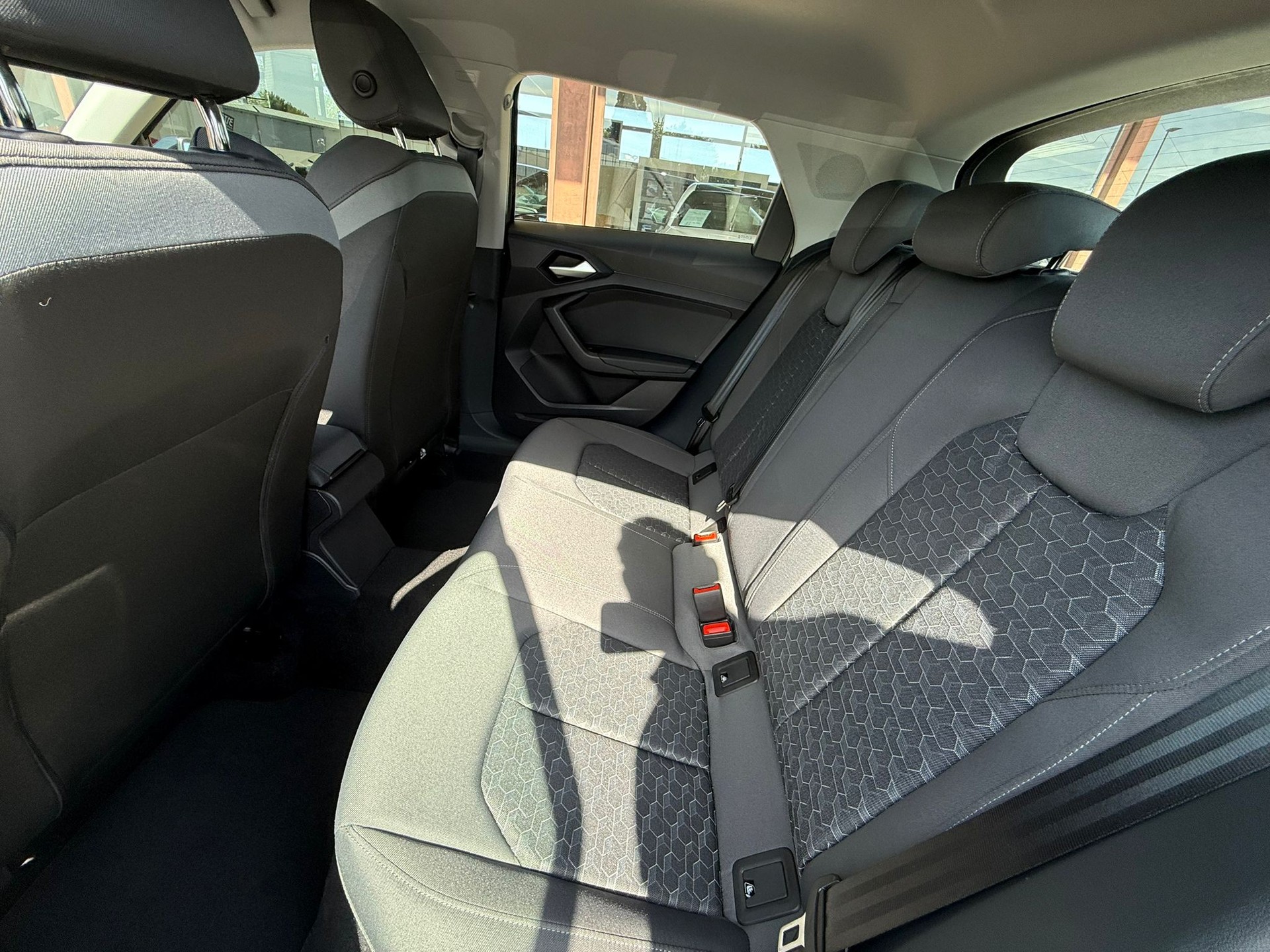 AUDI A1 Sportback 30 TFSI S Line S-tronic-image-7