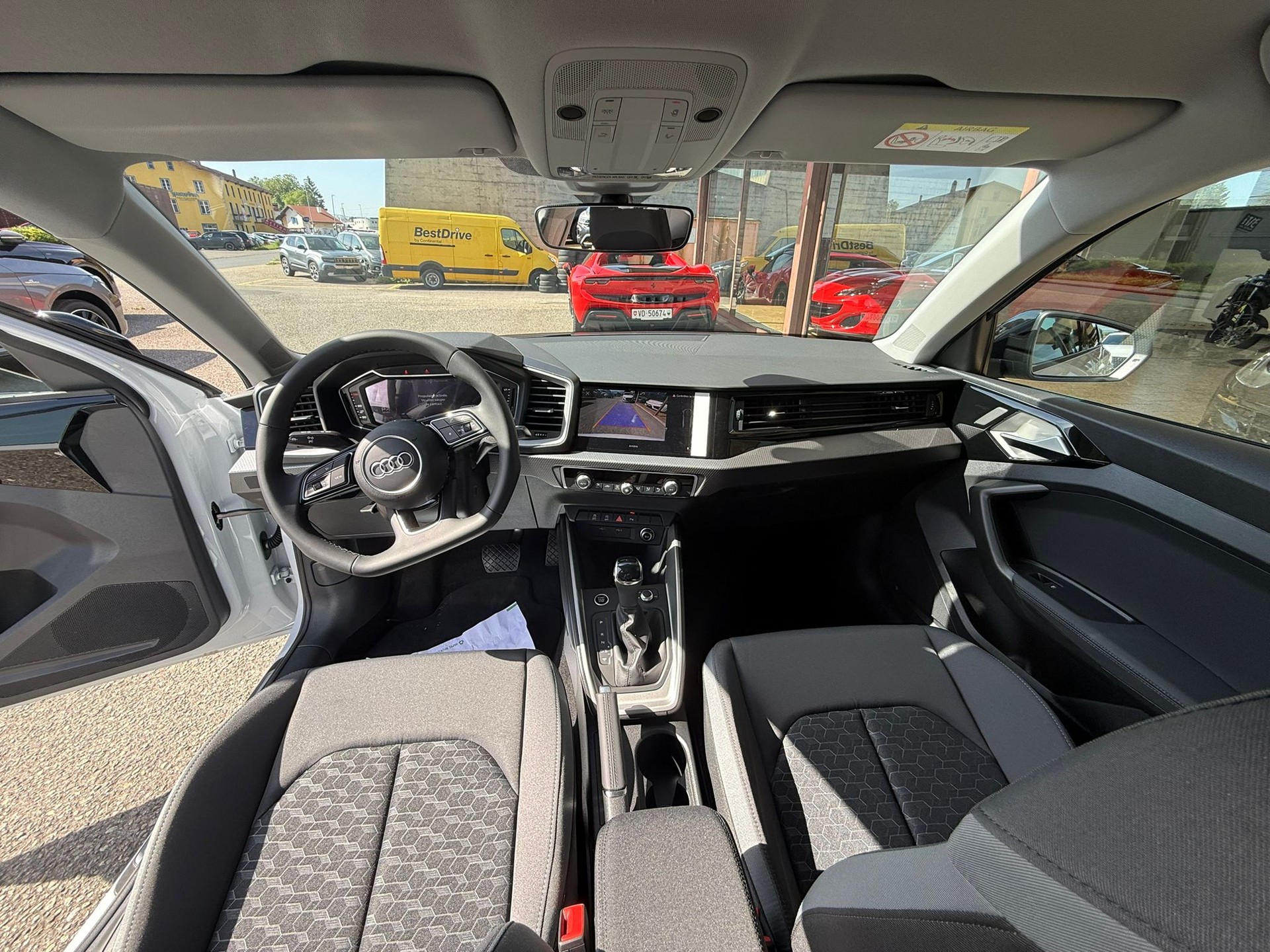 AUDI A1 Sportback 30 TFSI S Line S-tronic-image-8
