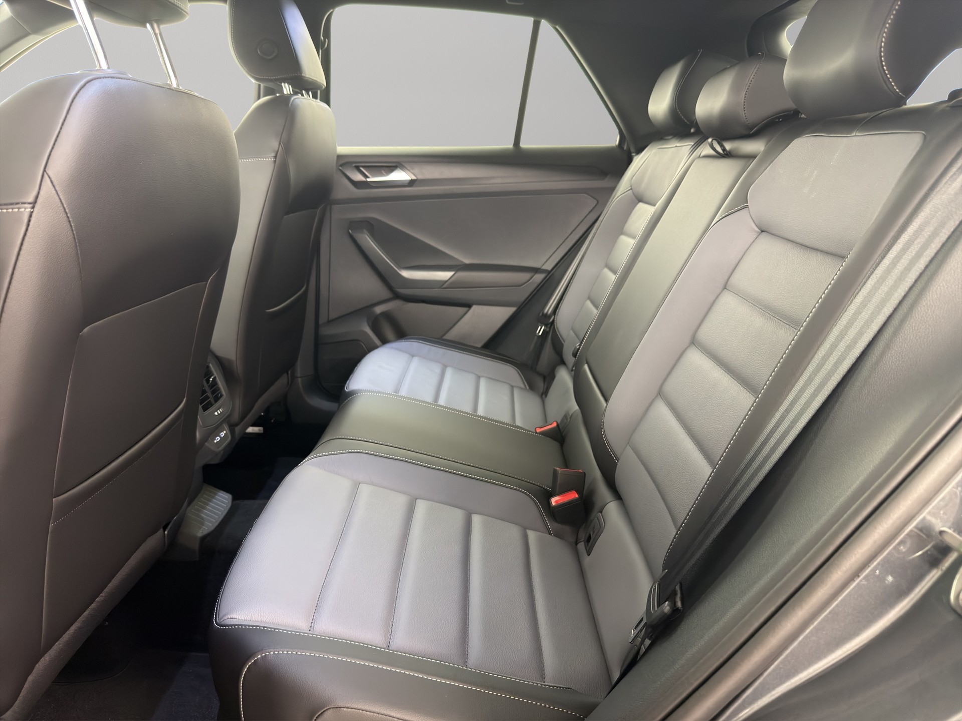 VW T-Roc 1.5 TSI Style DSG-image-9