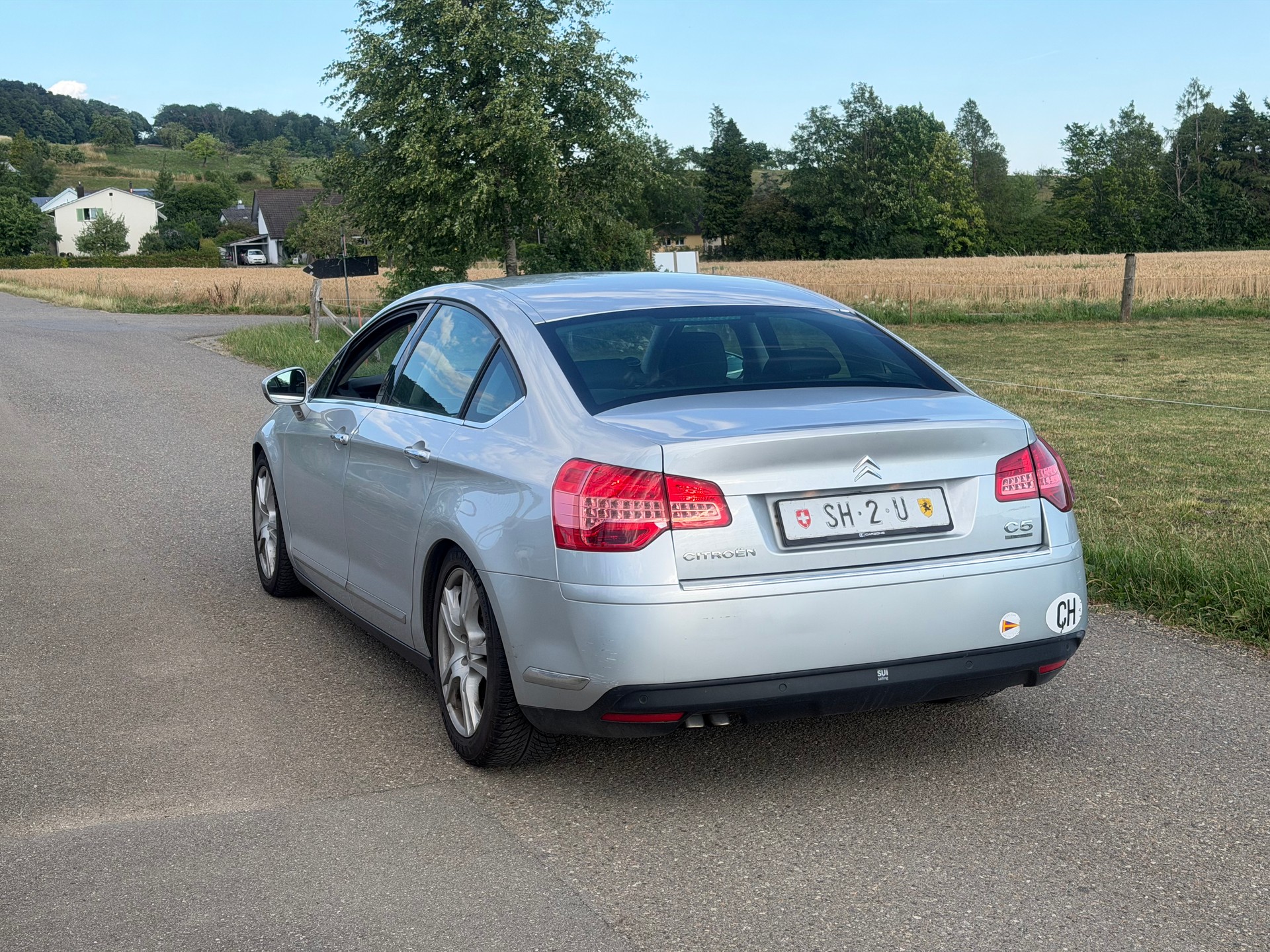 CITROEN C5 Berline 2.7 HDi V6 Motion Exclusive Automatic-image-3