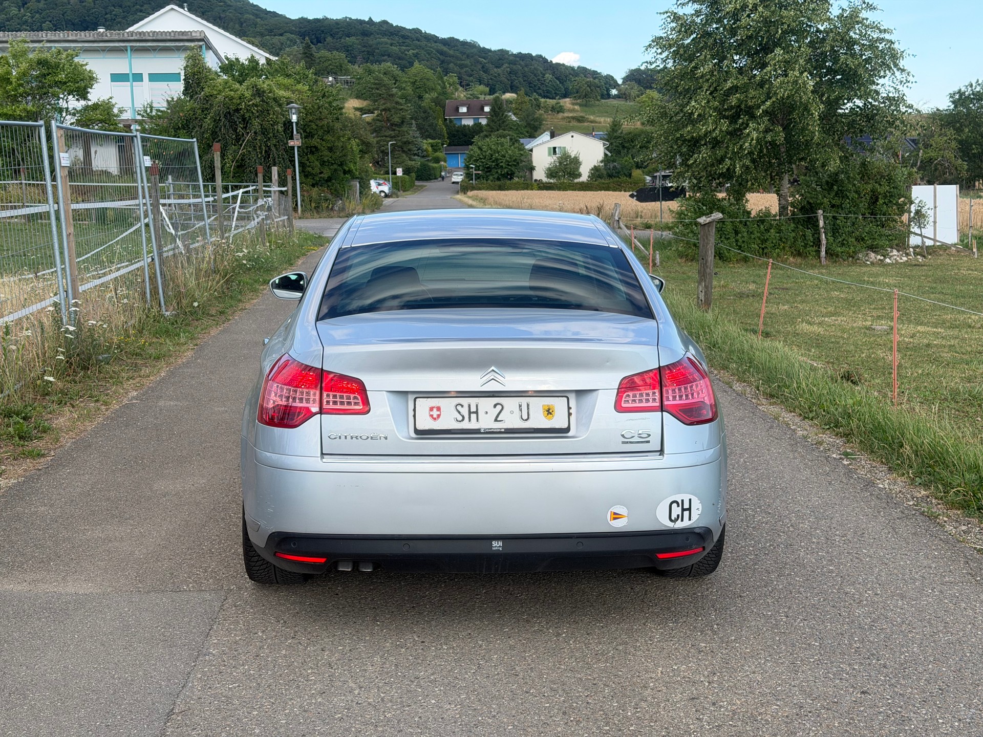CITROEN C5 Berline 2.7 HDi V6 Motion Exclusive Automatic-image-4