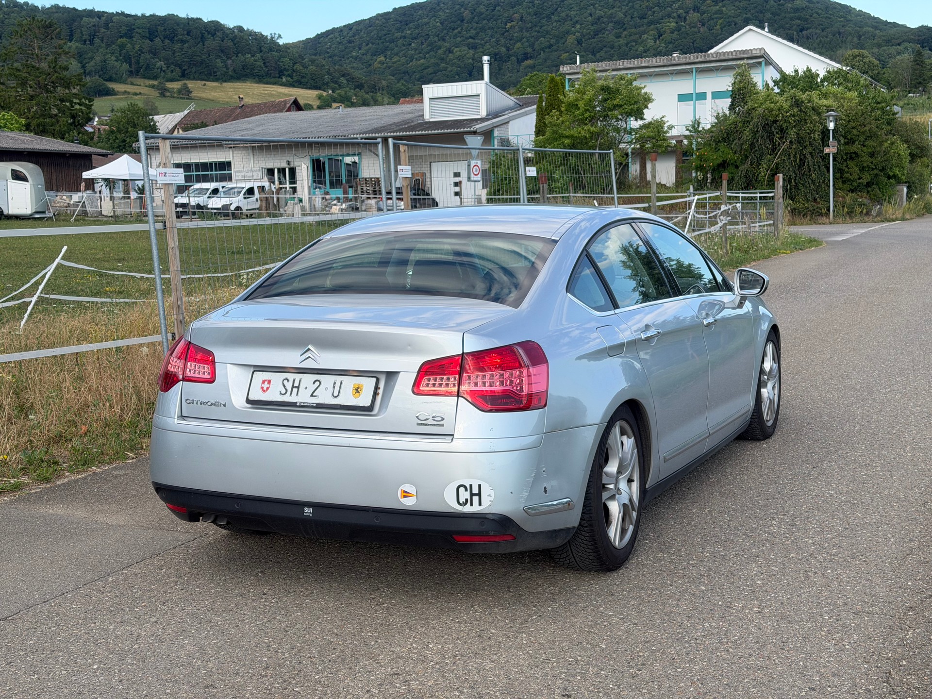 CITROEN C5 Berline 2.7 HDi V6 Motion Exclusive Automatic-image-5
