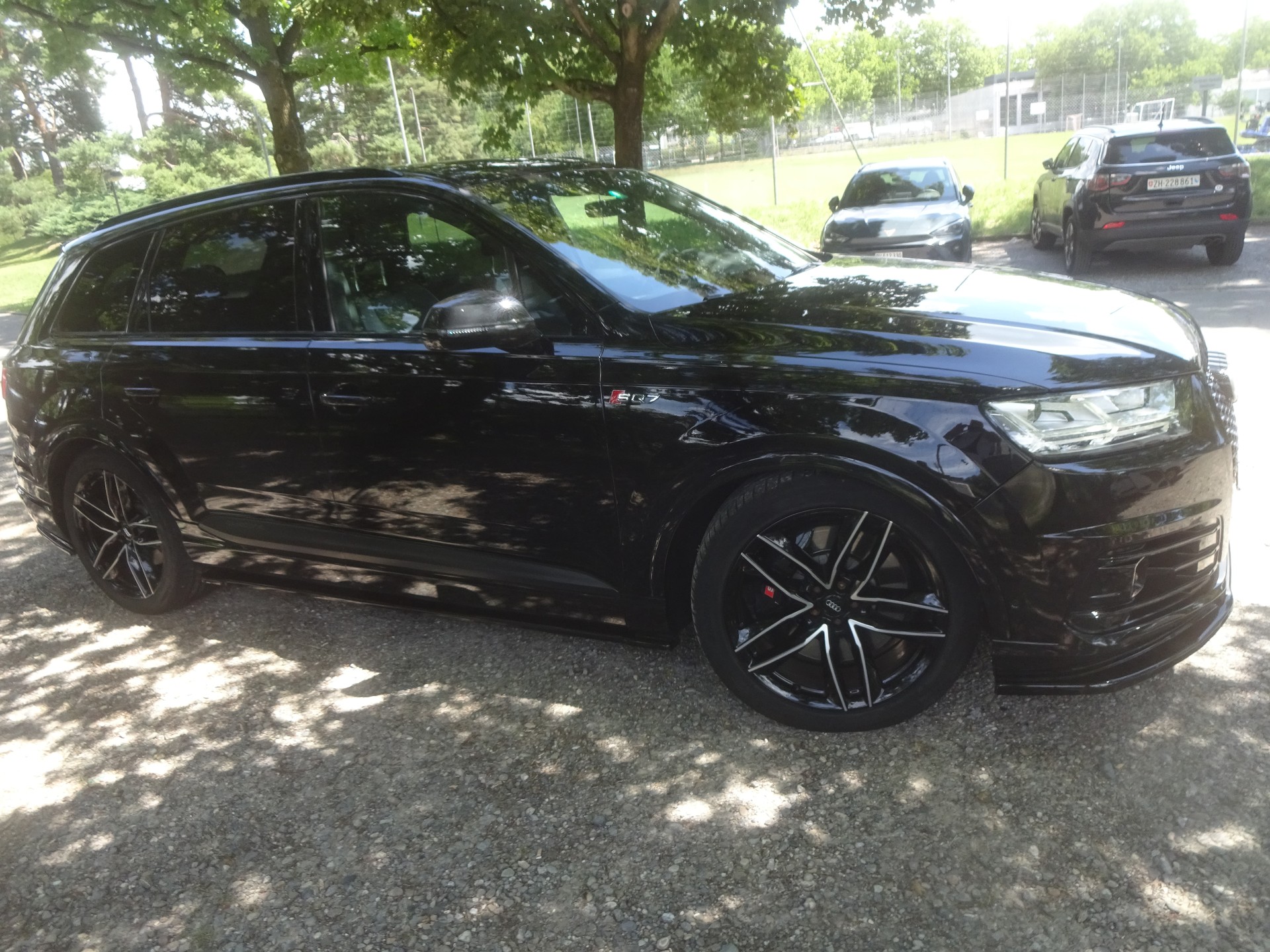 AUDI SQ7 4.0 TDI quattro tiptronic-image-3
