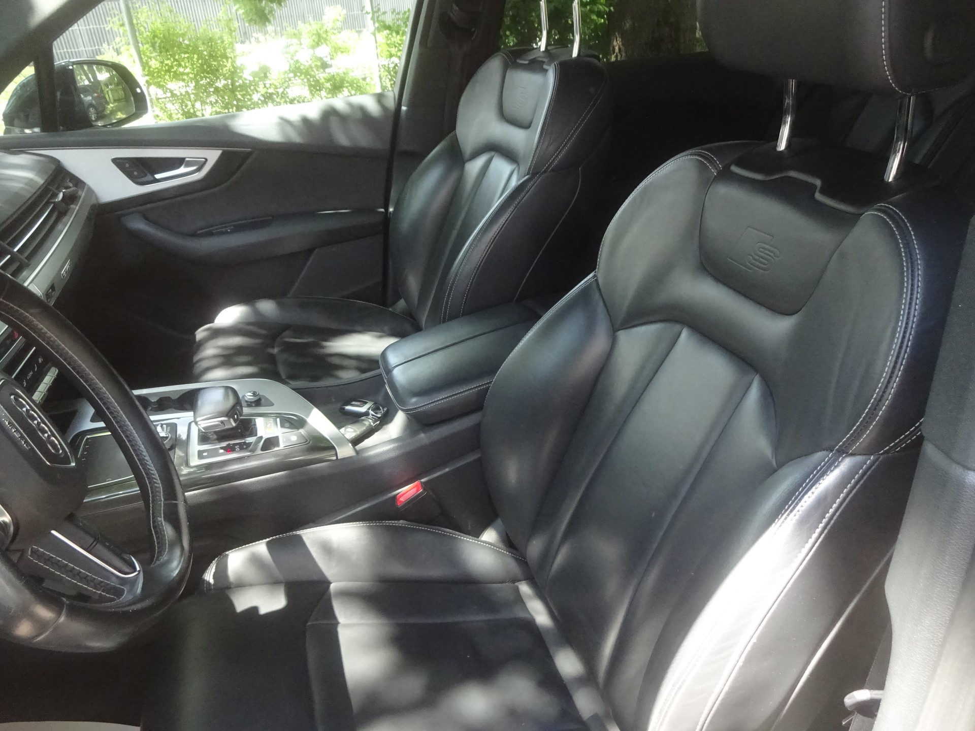 AUDI SQ7 4.0 TDI quattro tiptronic-image-8