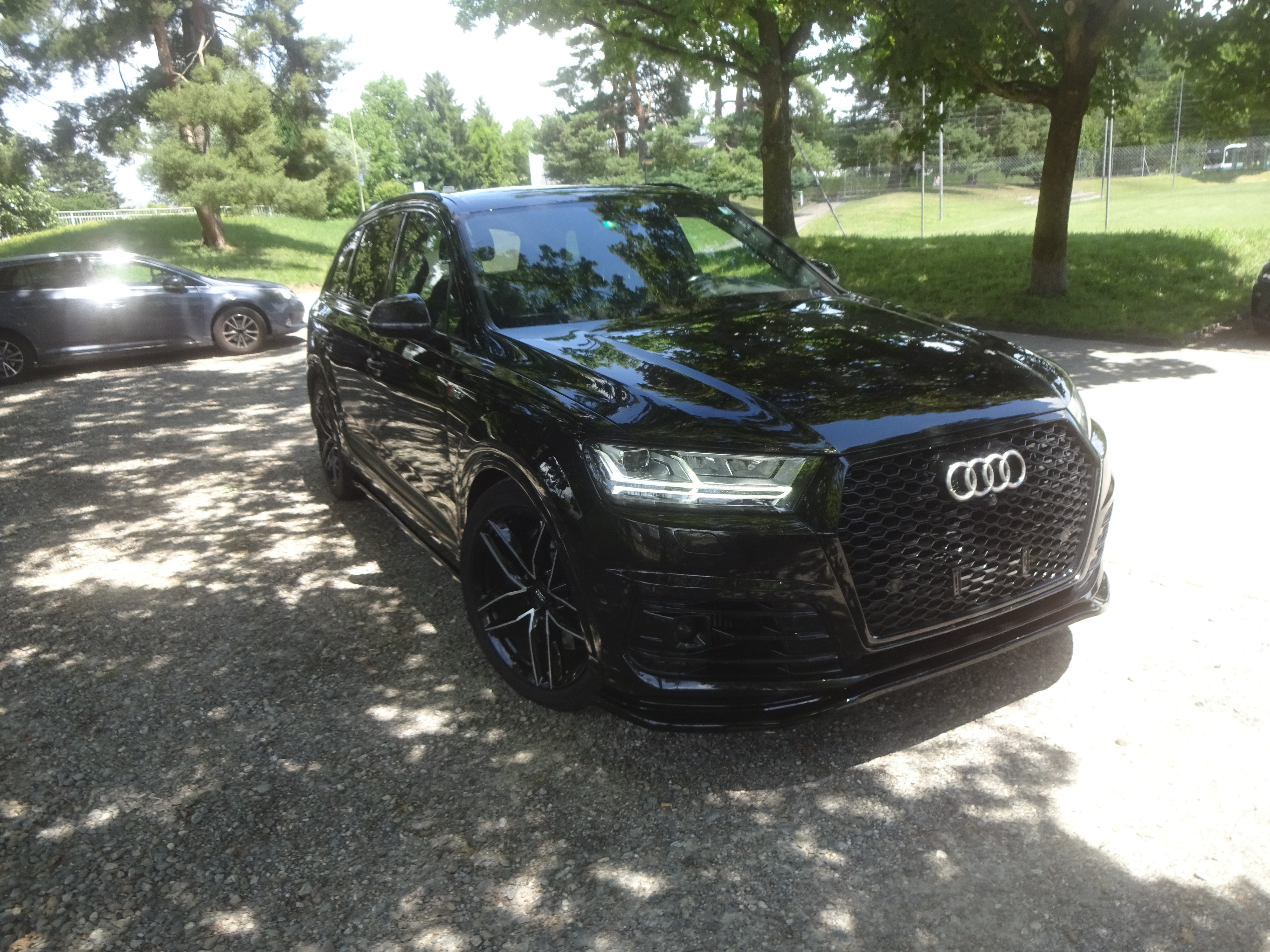 Car photo
