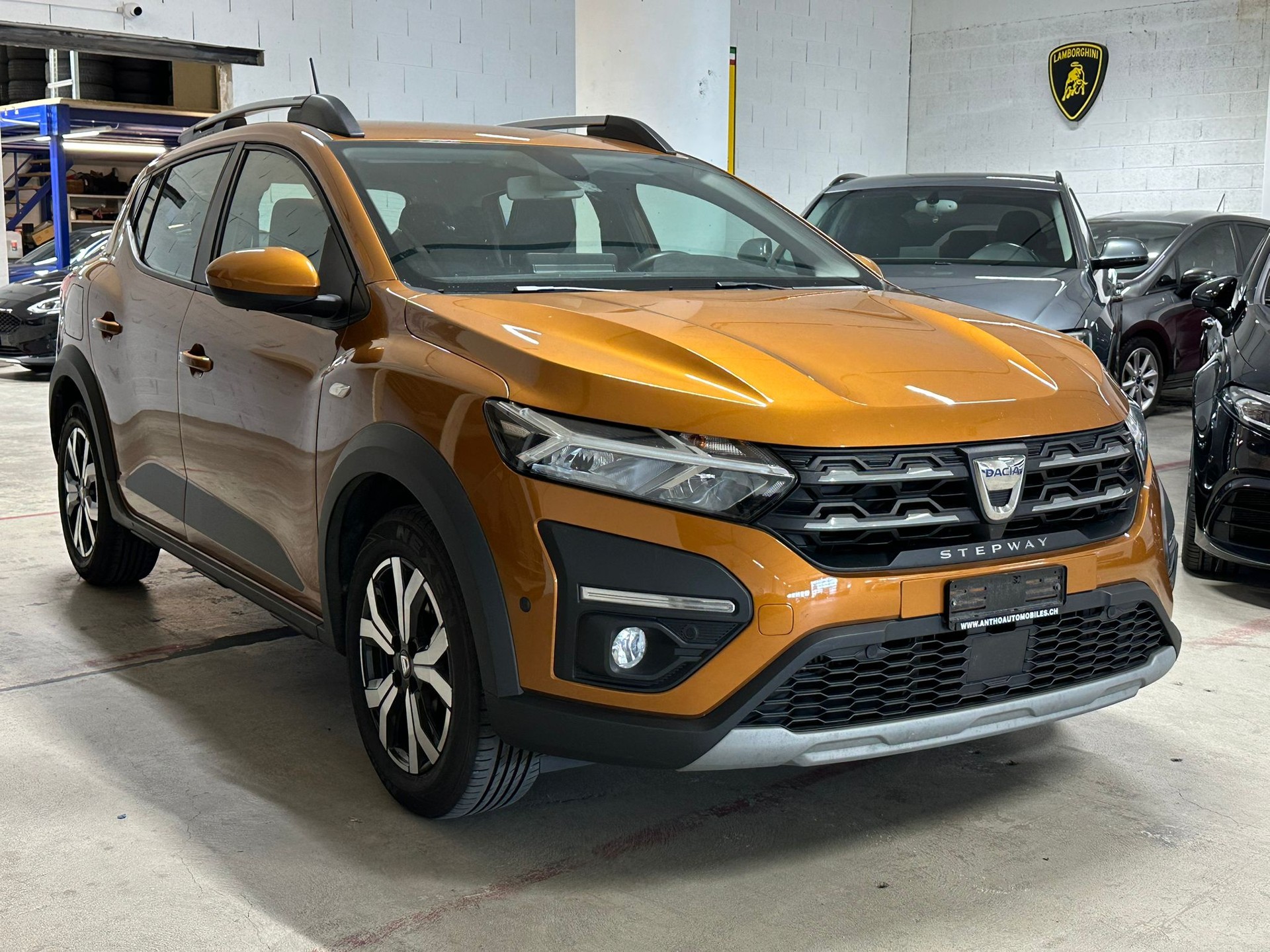 DACIA Sandero Stepway TCe 90 Comfort CVT-image-1