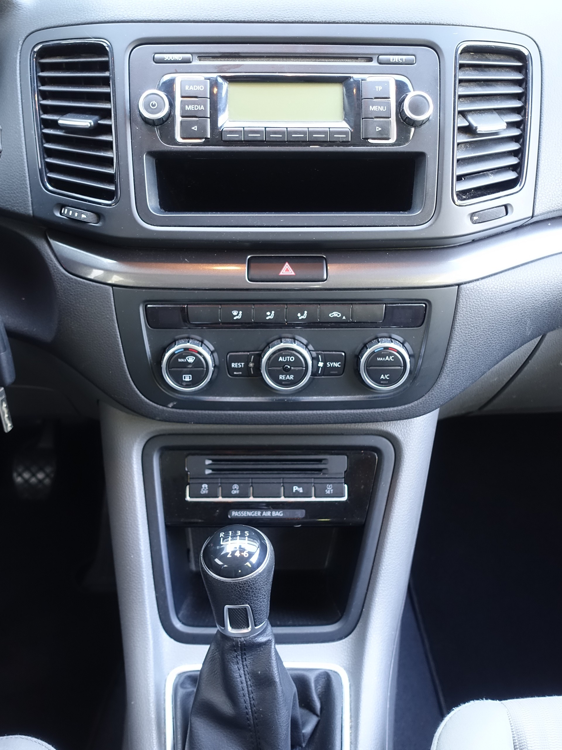 SEAT Alhambra 1.4 TSI Reference Eco-image-12