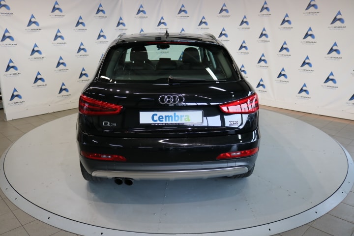AUDI Q3 2.0 TDI quattro S-tronic-image-11