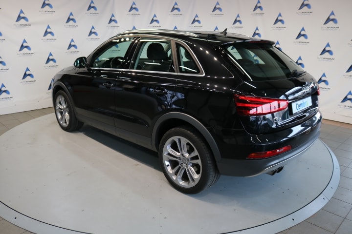 AUDI Q3 2.0 TDI quattro S-tronic-image-8