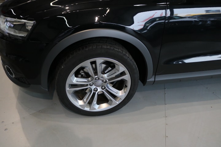 AUDI Q3 2.0 TDI quattro S-tronic-image-26