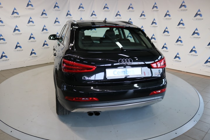AUDI Q3 2.0 TDI quattro S-tronic-image-10