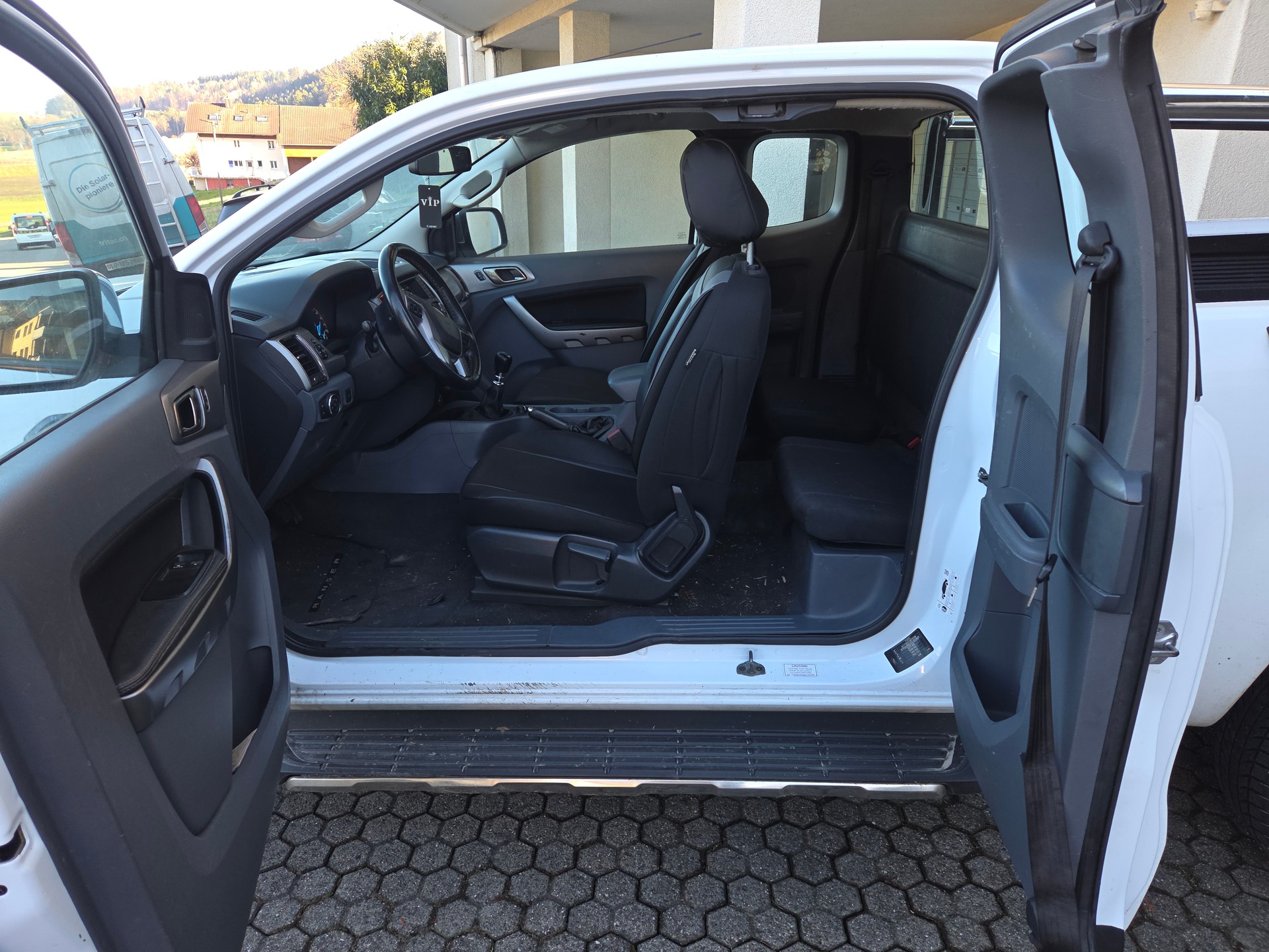 FORD 2.2 TDCi 4x4 XLT-image-4