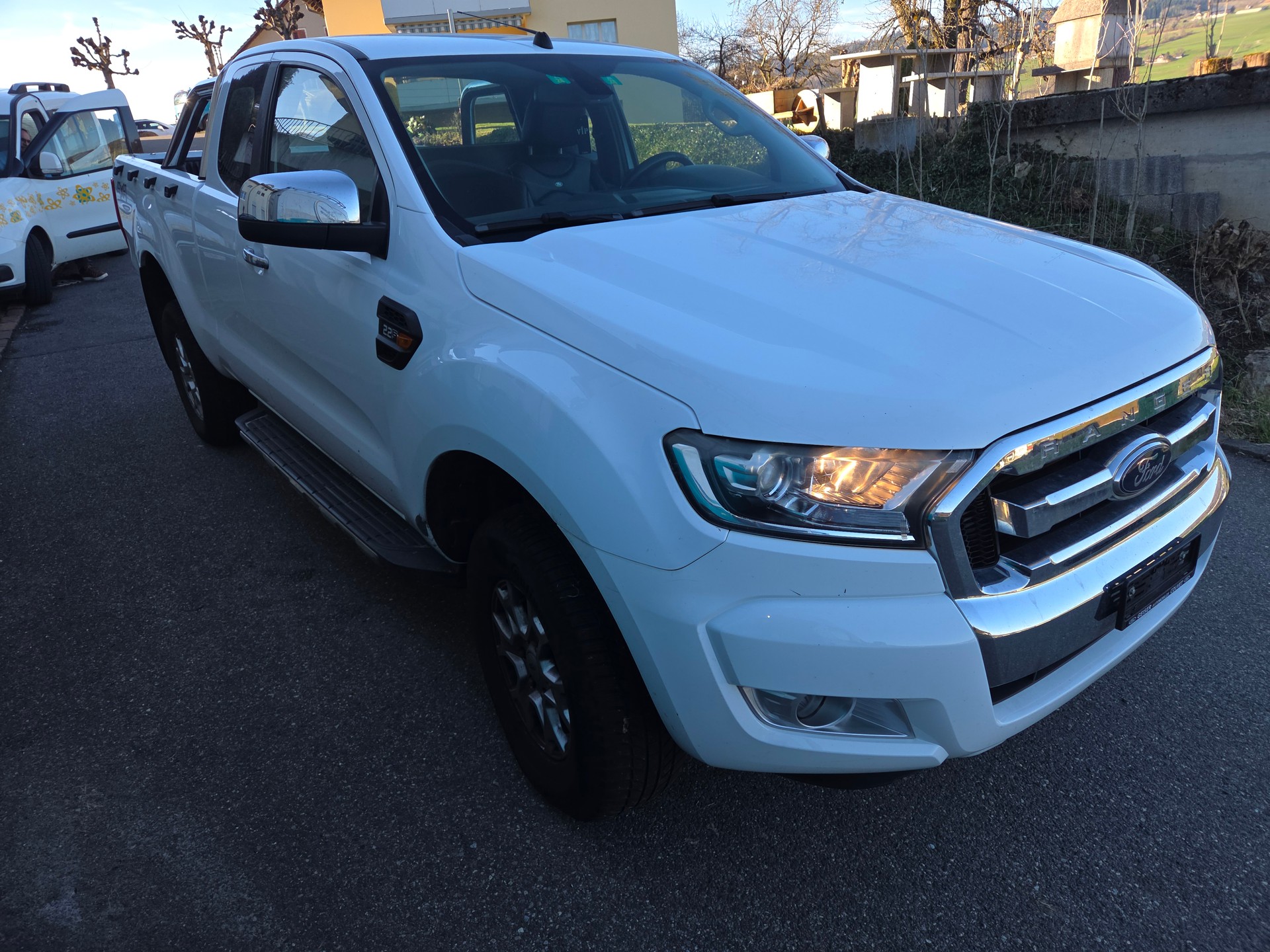 FORD 2.2 TDCi 4x4 XLT-image-3