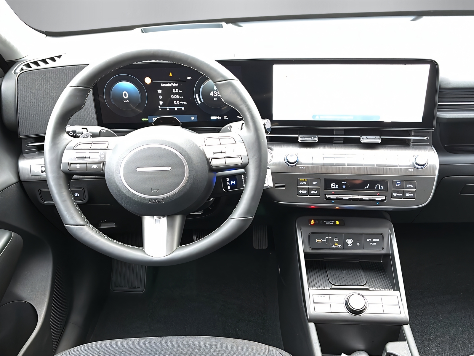 HYUNDAI Kona Electric Amplia 65,4 kWh-image-4