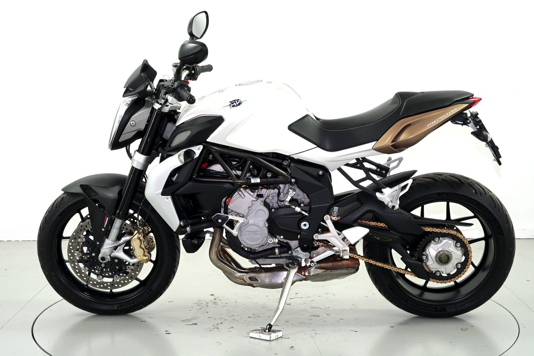 MV AGUSTA 675 Brutale ABS-image-4