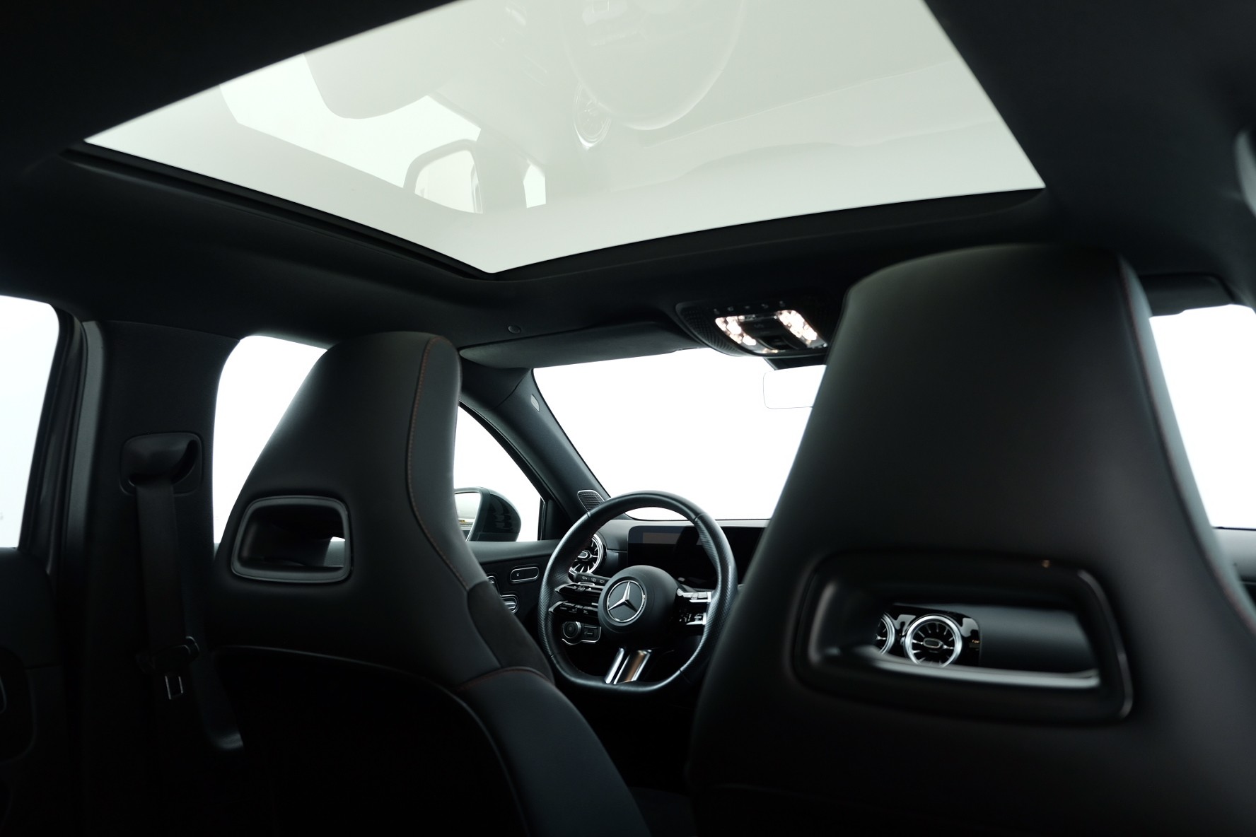 MERCEDES-BENZ A-CLASS W177 A 180 AMG Line-image-12