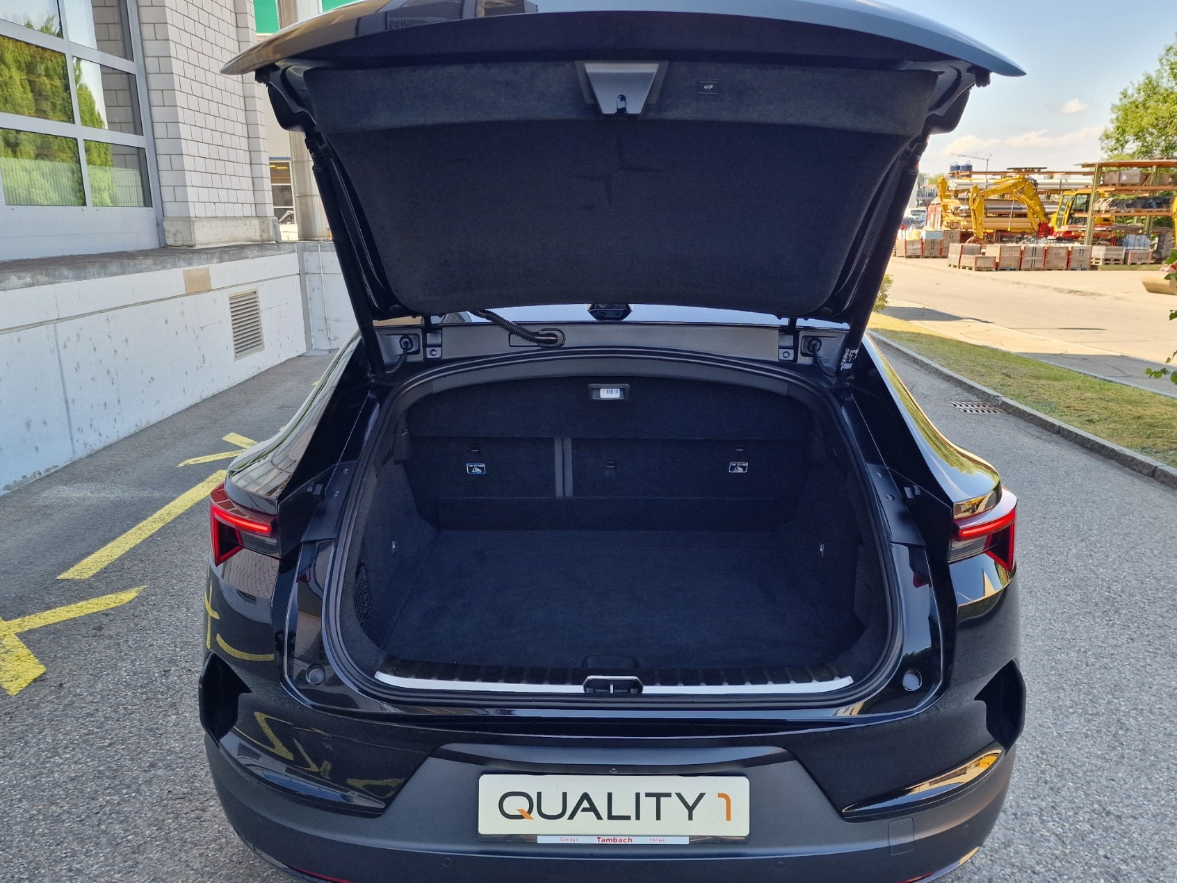 POLESTAR Polestar 4 Long Range Dual 100kWh-image-13