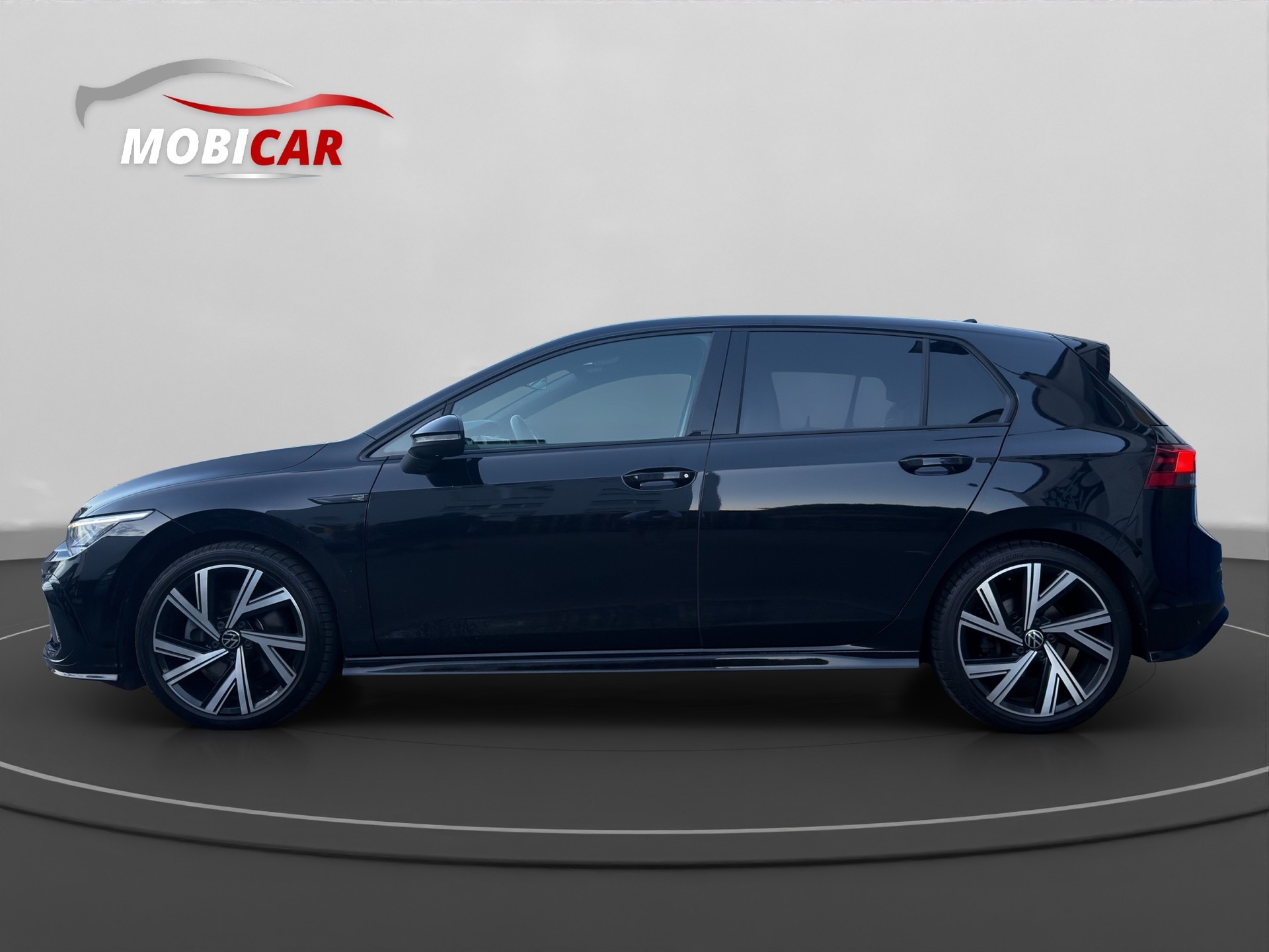 VW Golf 2.0 TSI R-Line DSG-image-1