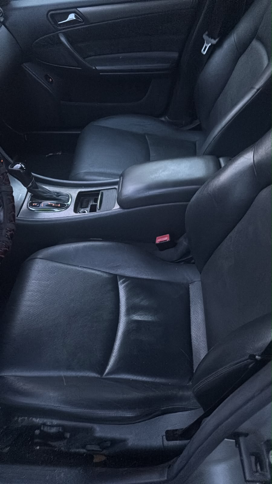 MERCEDES-BENZ C 240 Elégance-image-5