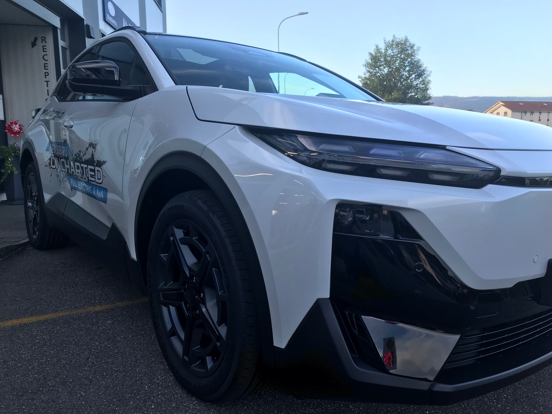 SUBARU Uncharted eV Luxury 77 kWh AWD-image-1