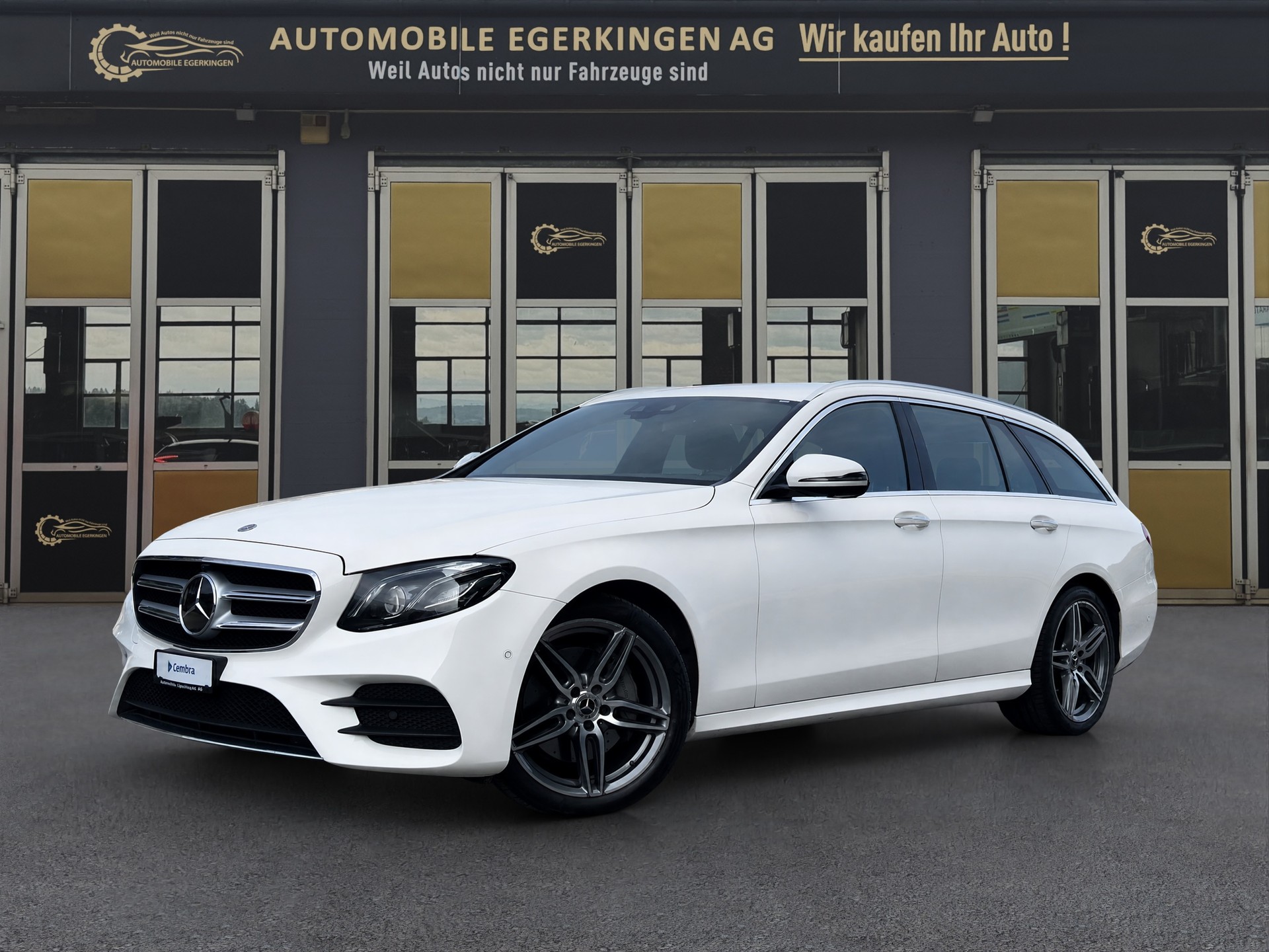 MERCEDES-BENZ E 200 AMG Line 4matic Kombi-image-0