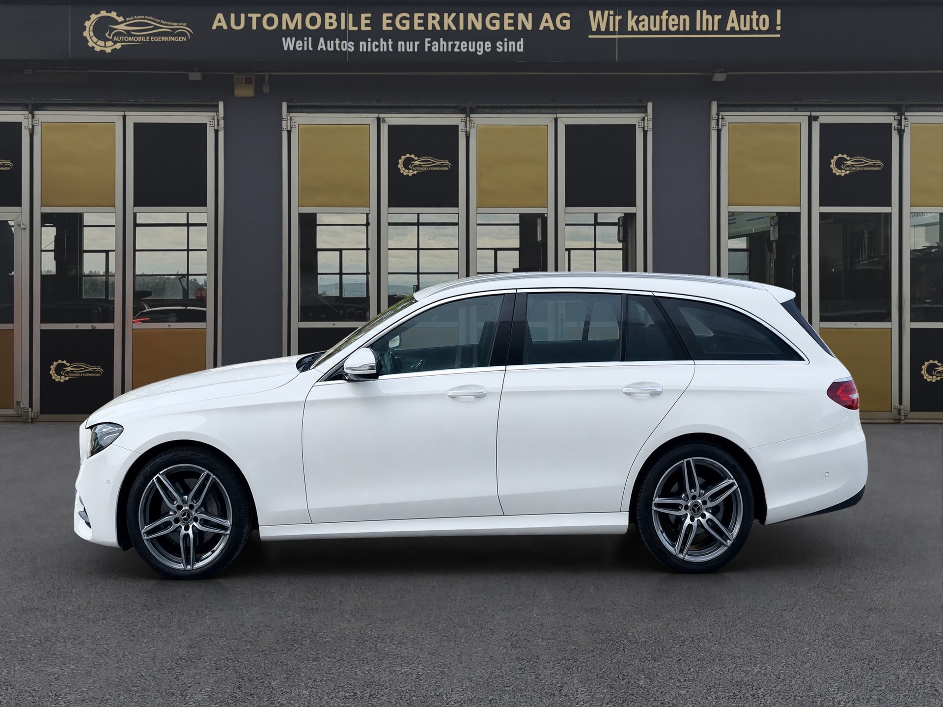 MERCEDES-BENZ E 200 AMG Line 4matic Kombi-image-7