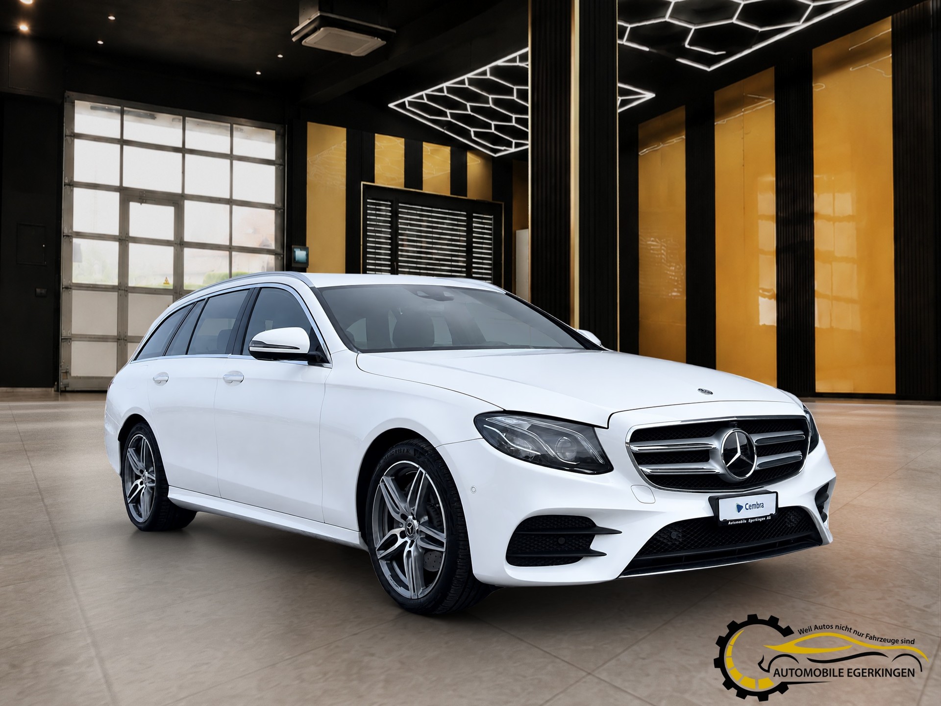 MERCEDES-BENZ E 200 AMG Line 4matic Kombi-image-2