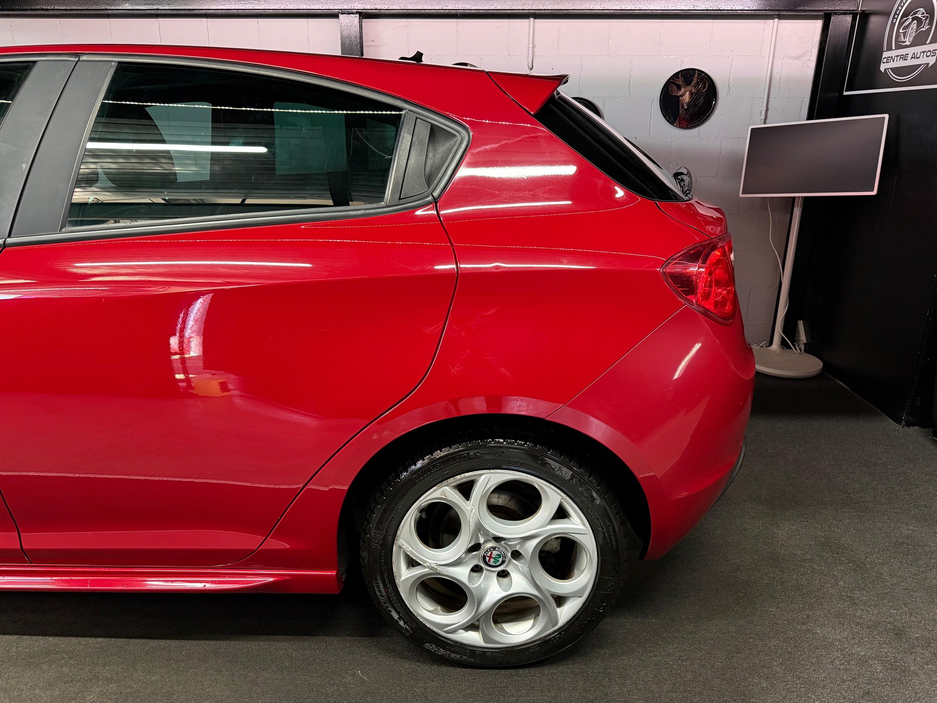 ALFA ROMEO Giulietta 2.0 JTDM Super-image-7