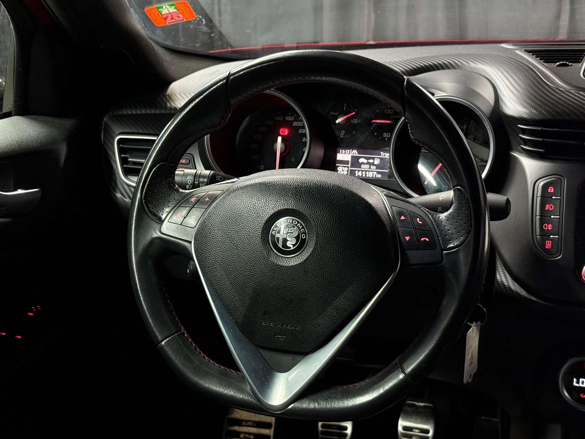 ALFA ROMEO Giulietta 2.0 JTDM Super-image-12