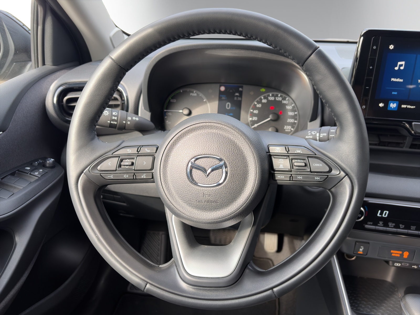MAZDA 2 Hybrid Exclusive-line-image-9