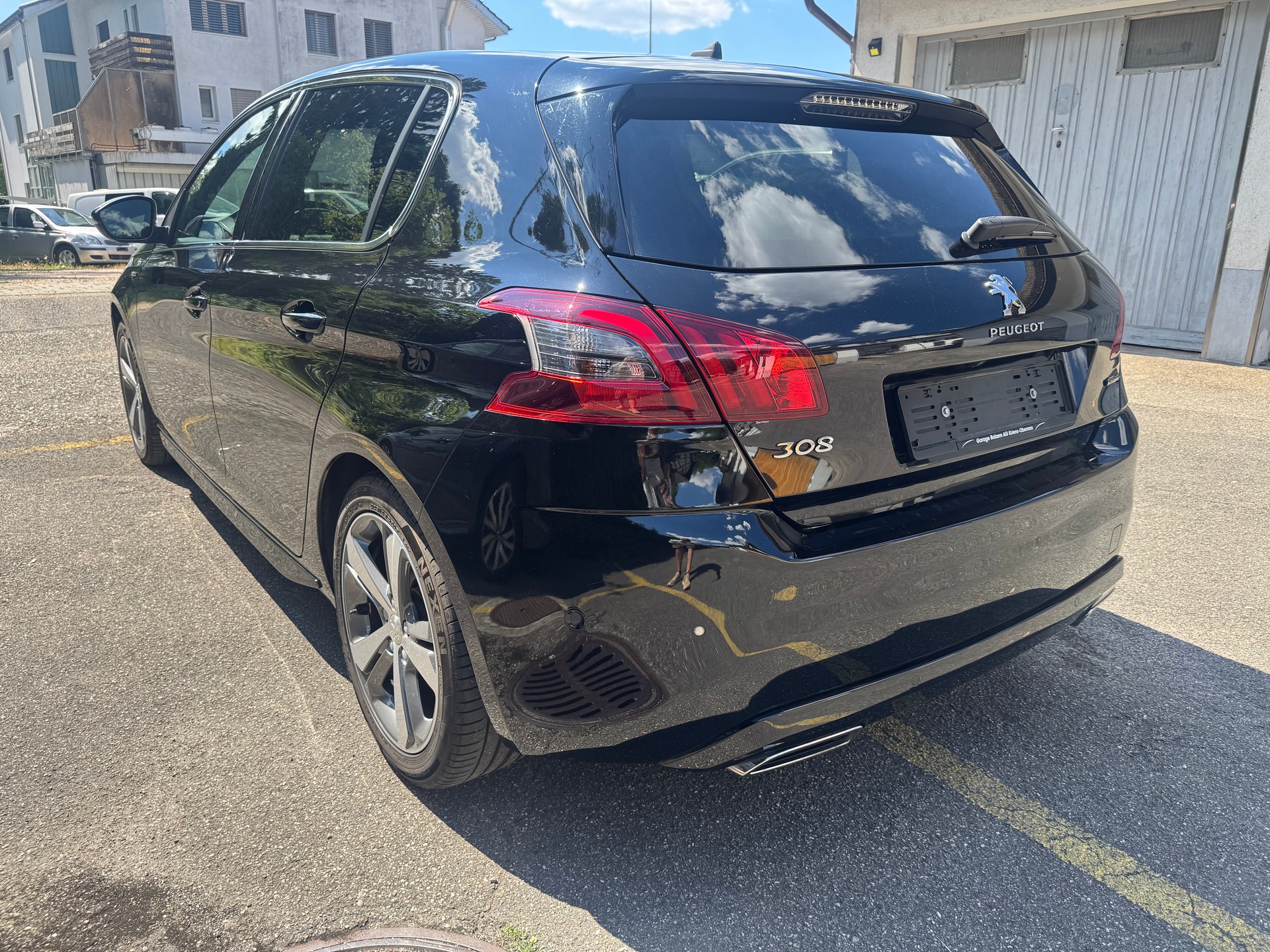 PEUGEOT 308 1.2 THP GT Line Automatic-image-4