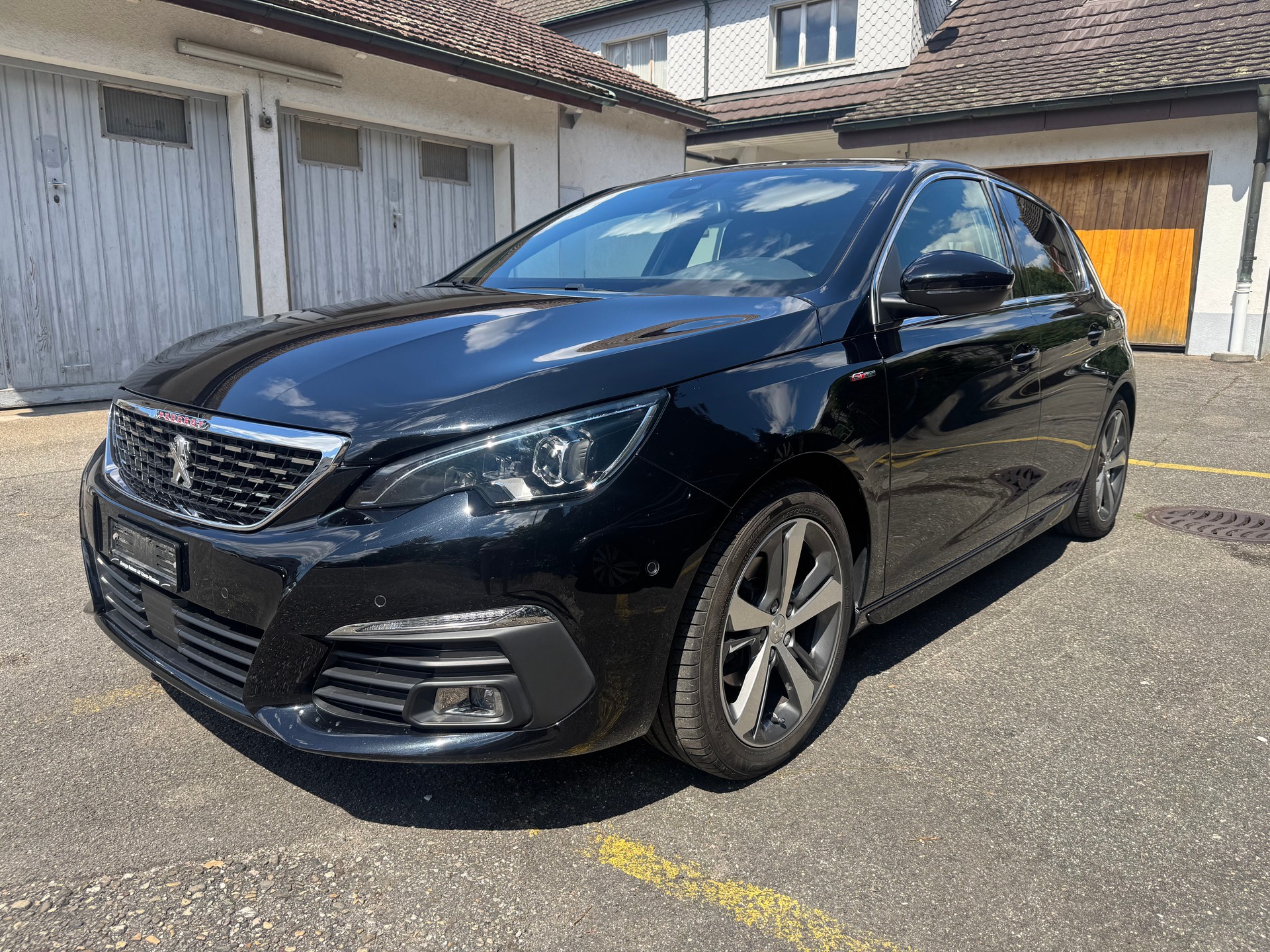 PEUGEOT 308 1.2 THP GT Line Automatic-image-1