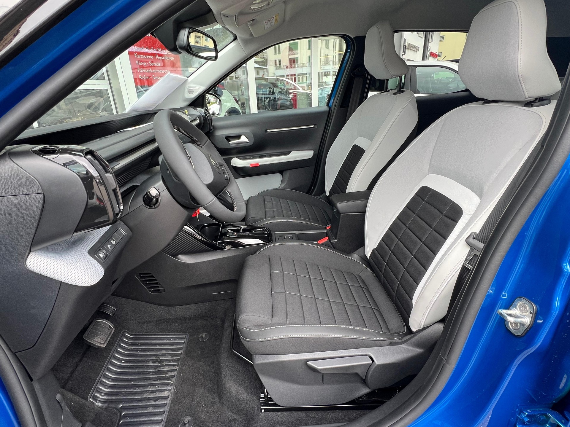 CITROEN C3 1.2 Hybrid Max-image-11