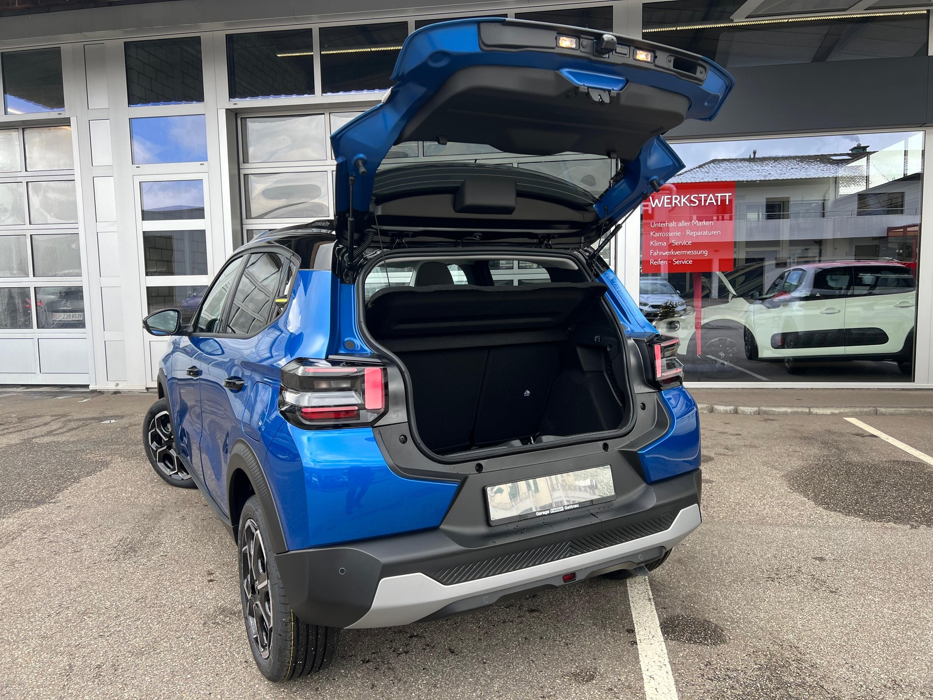 CITROEN C3 1.2 Hybrid Max-image-8