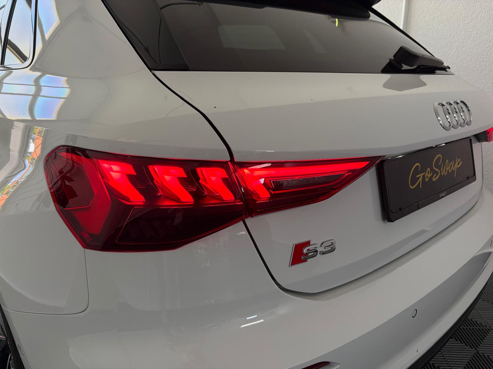 AUDI S3 Sportback 2.0 TFSI quattro S-tronic - Toit ouvrant - Matrix LED-image-8