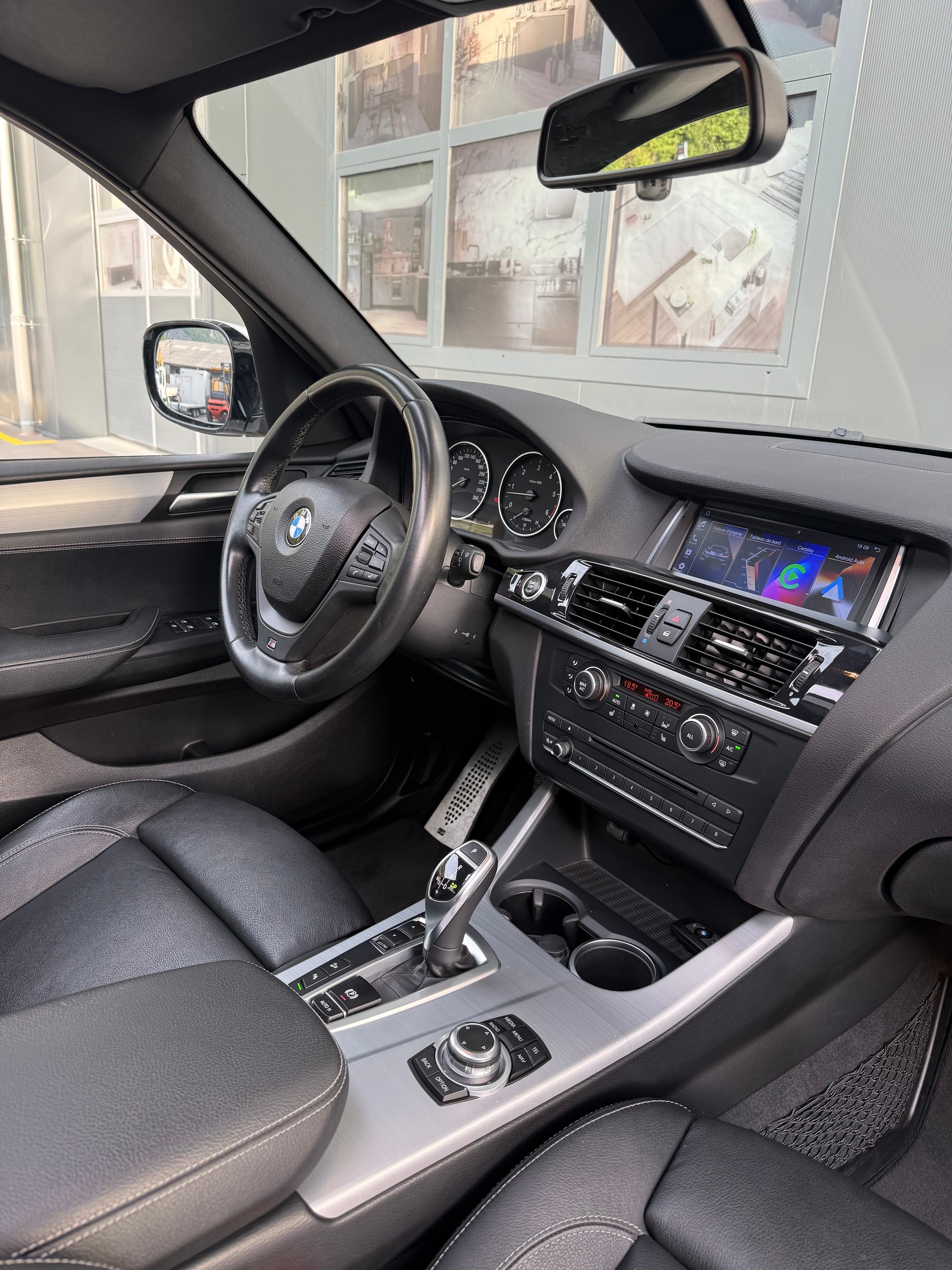 BMW X3 xDrive 35d Pack-M Steptronic-image-11