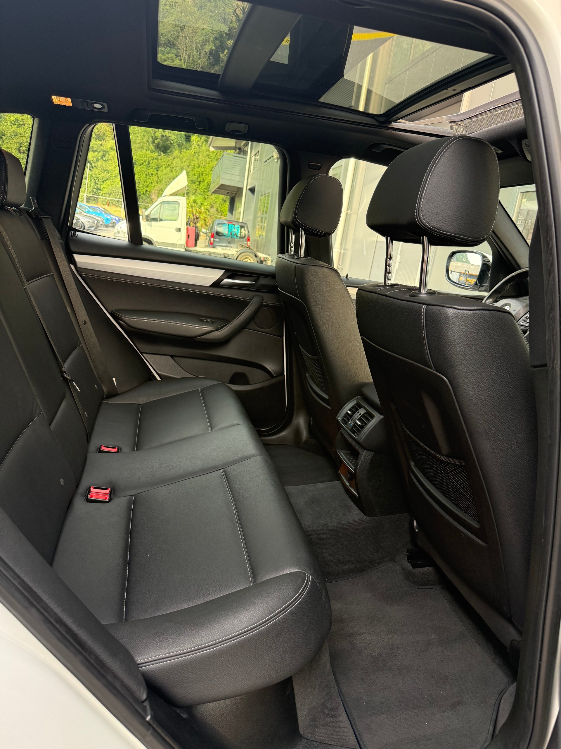 BMW X3 xDrive 35d Pack-M Steptronic-image-8